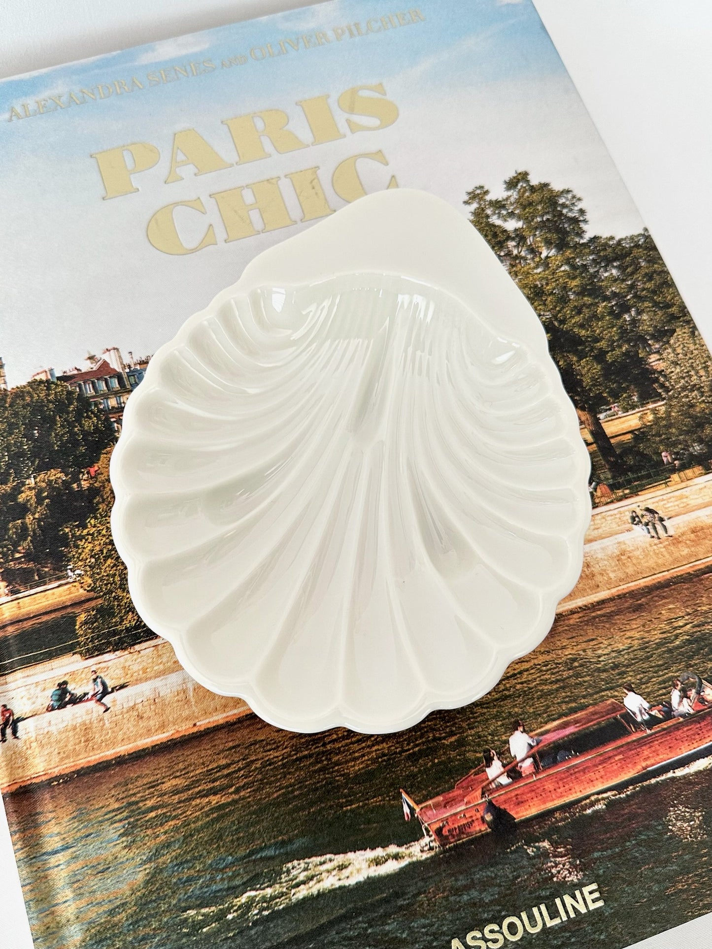 Lennie Clamshell Trinket Dish