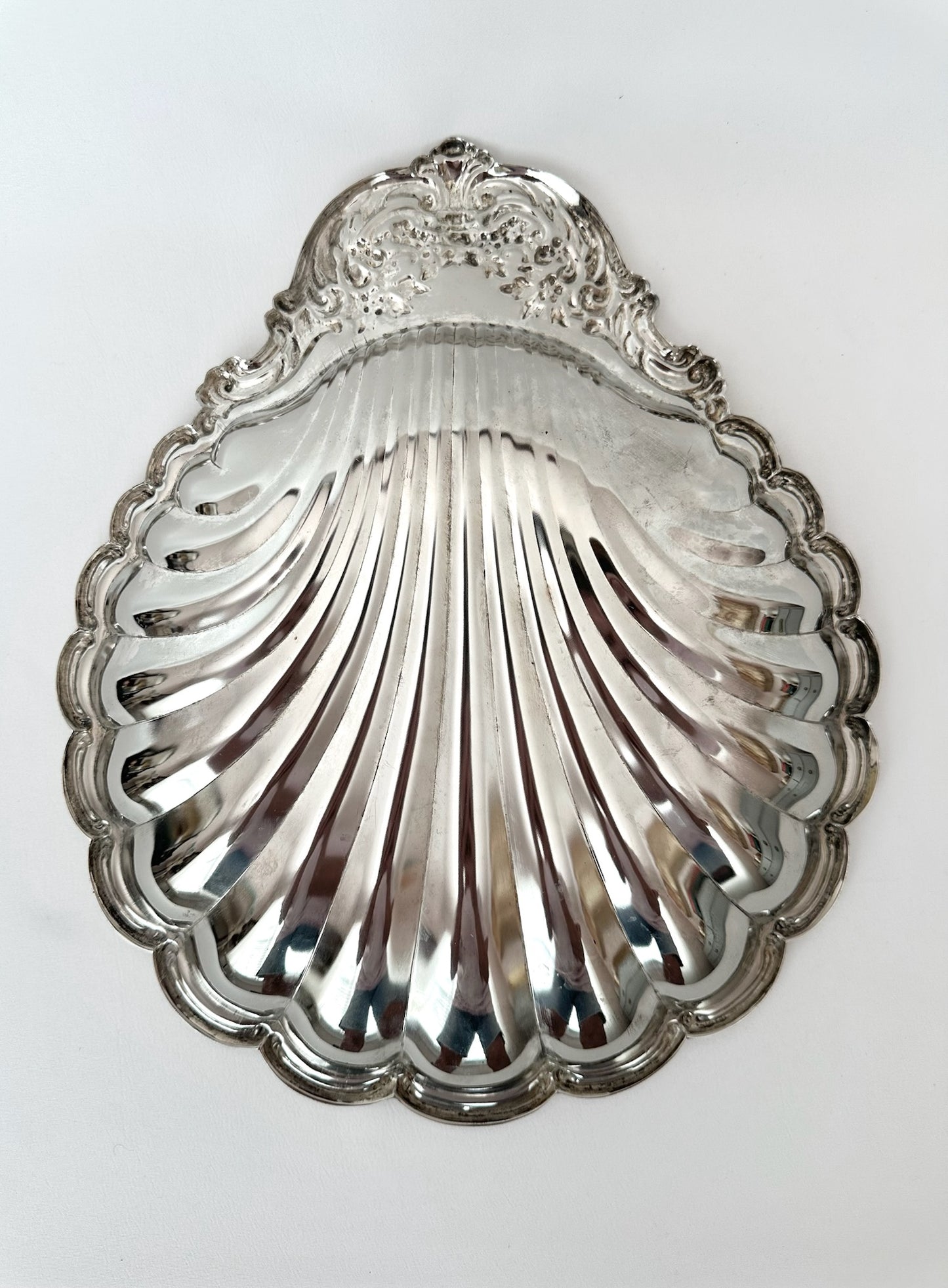 Gianna Large Clamshell Bowl