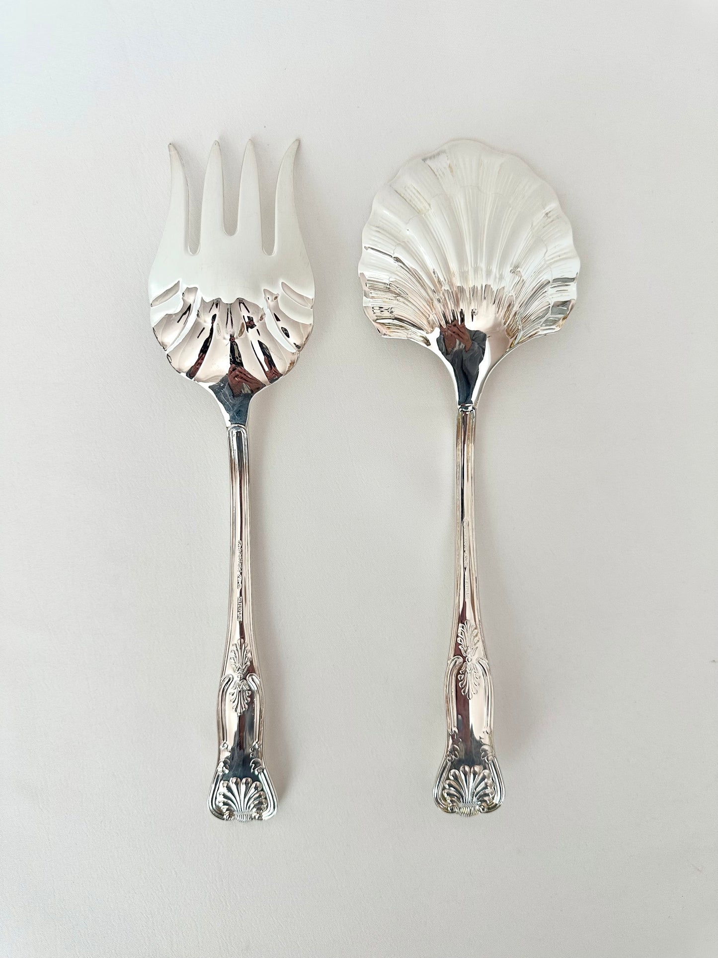 Livia Shell Serving Set