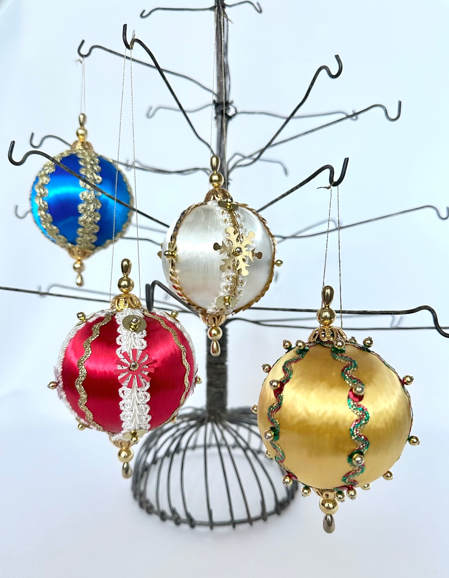 Comet Ornaments