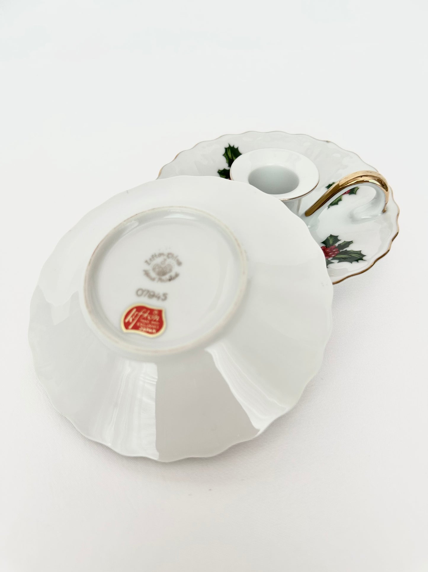 Eve Candlestick Holders