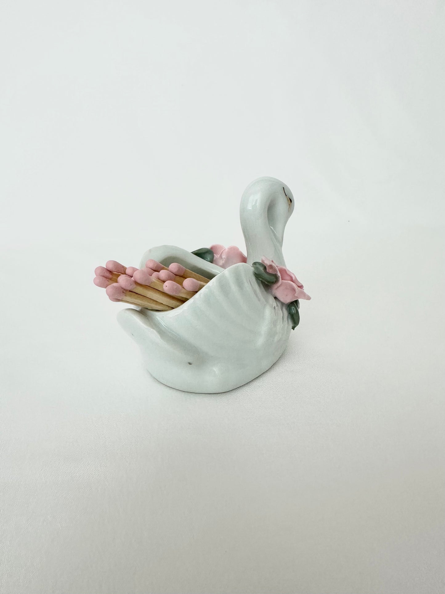 Harmony Swan Matchstick Vessel