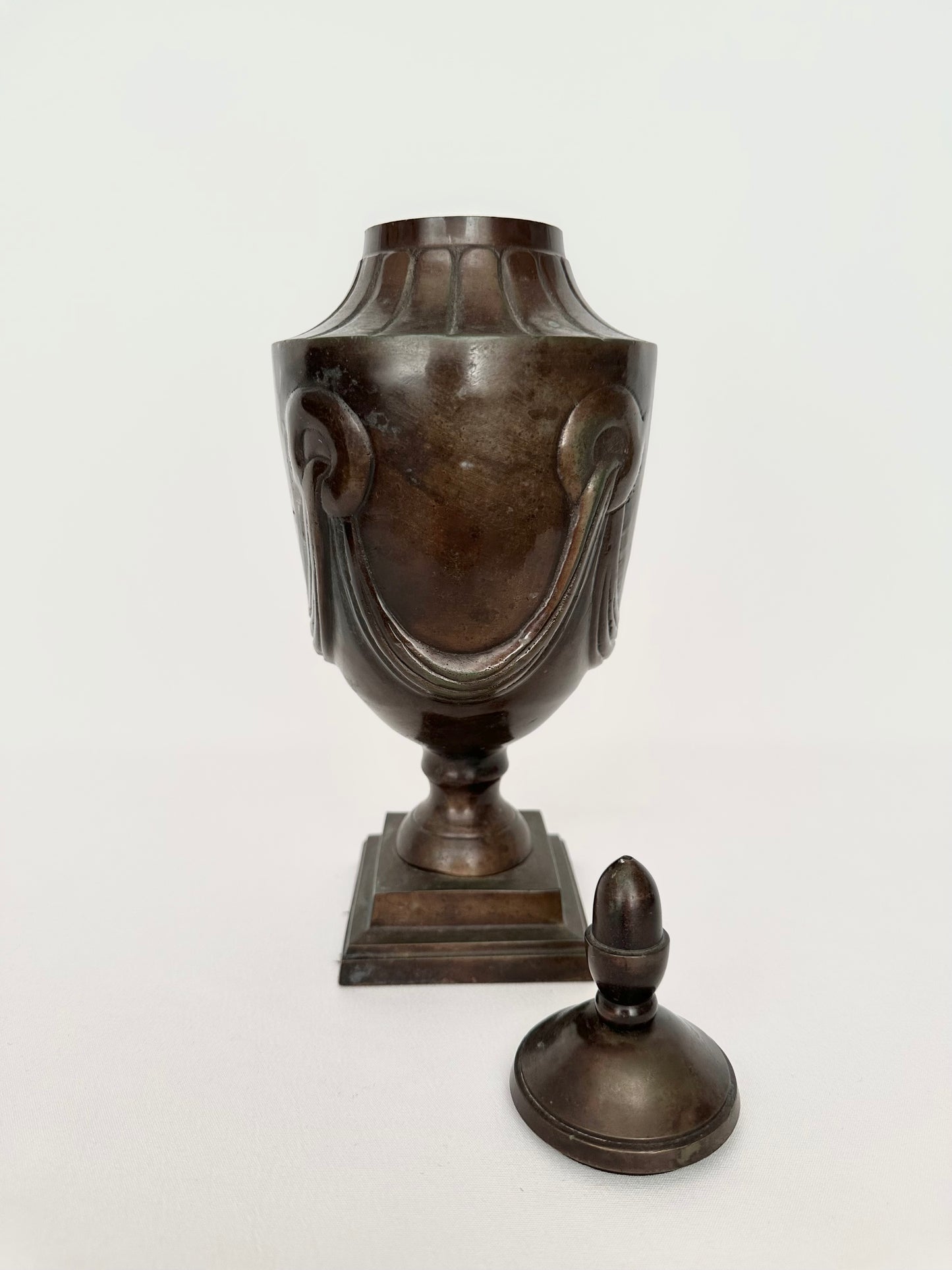 Liberty Bronze Lidded Urn