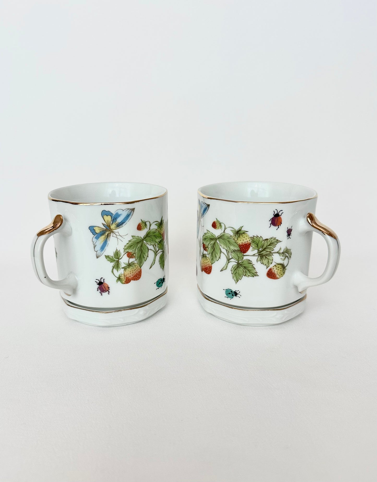 Beri Coffee Cups & Coasters