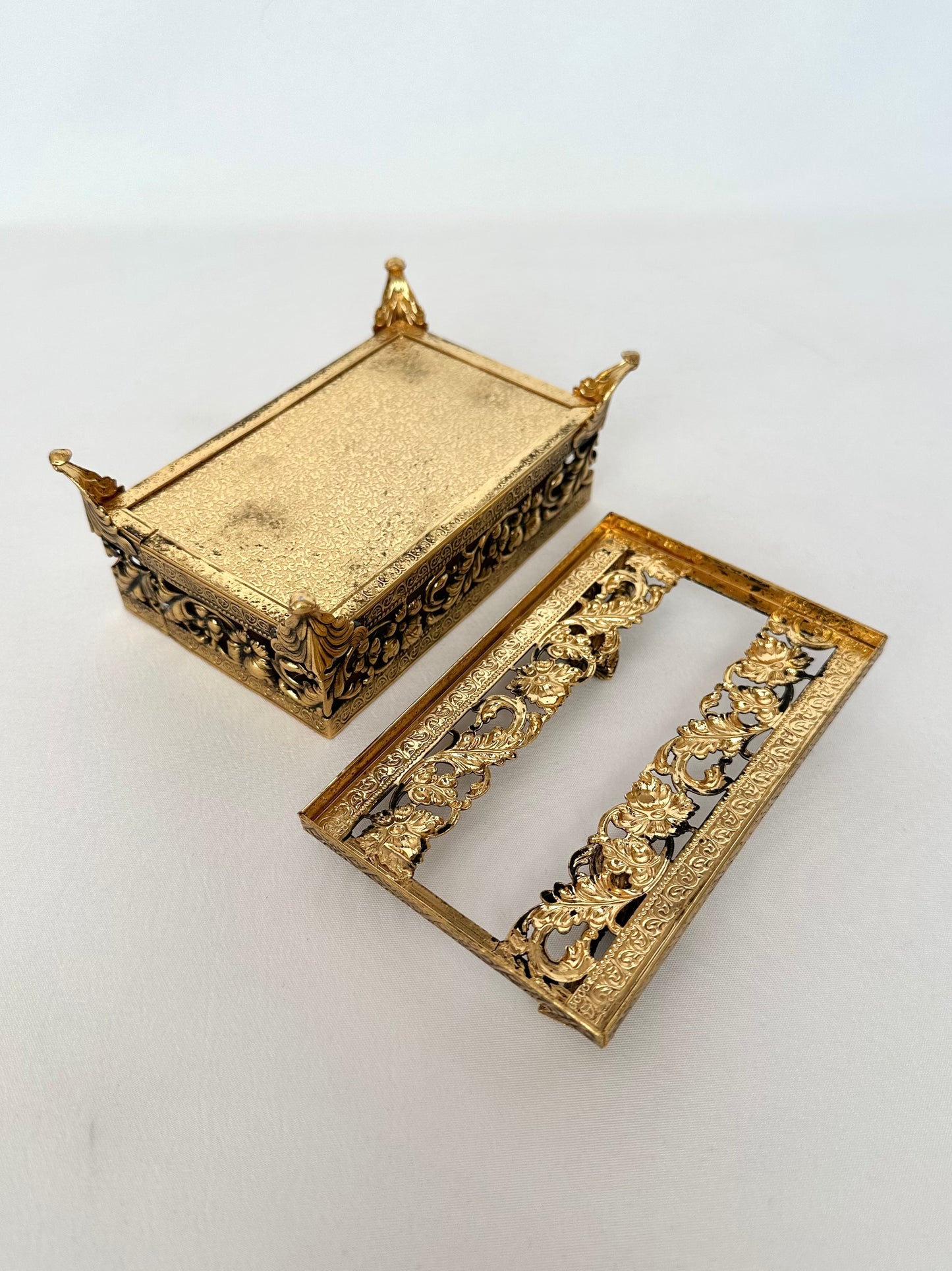 Aurelié Ormolu Tissue Box