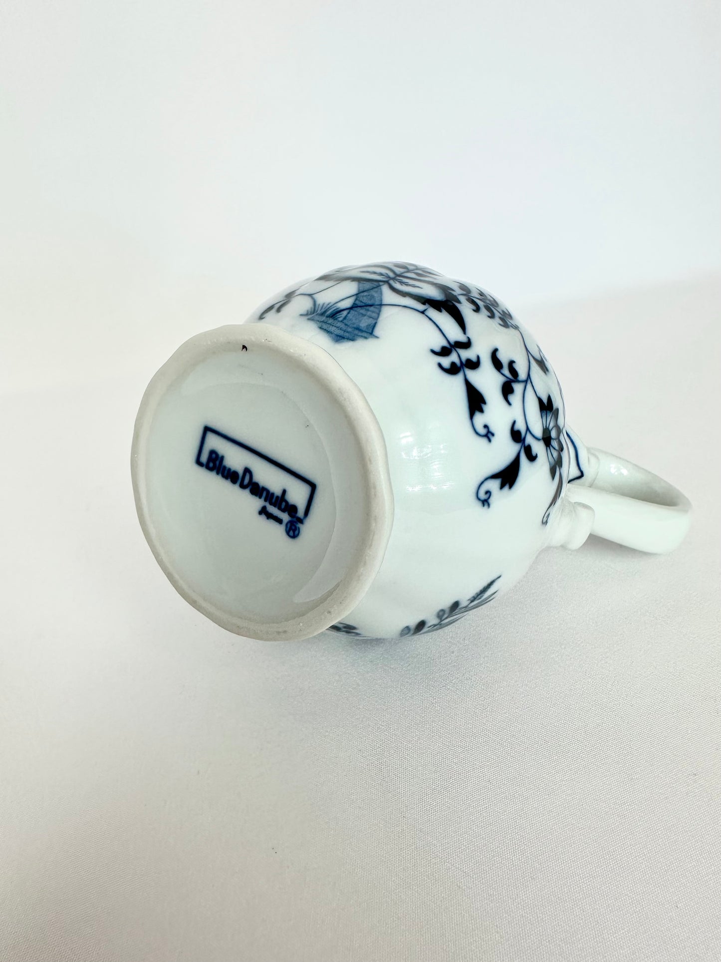 Piper Porcelain Creamer