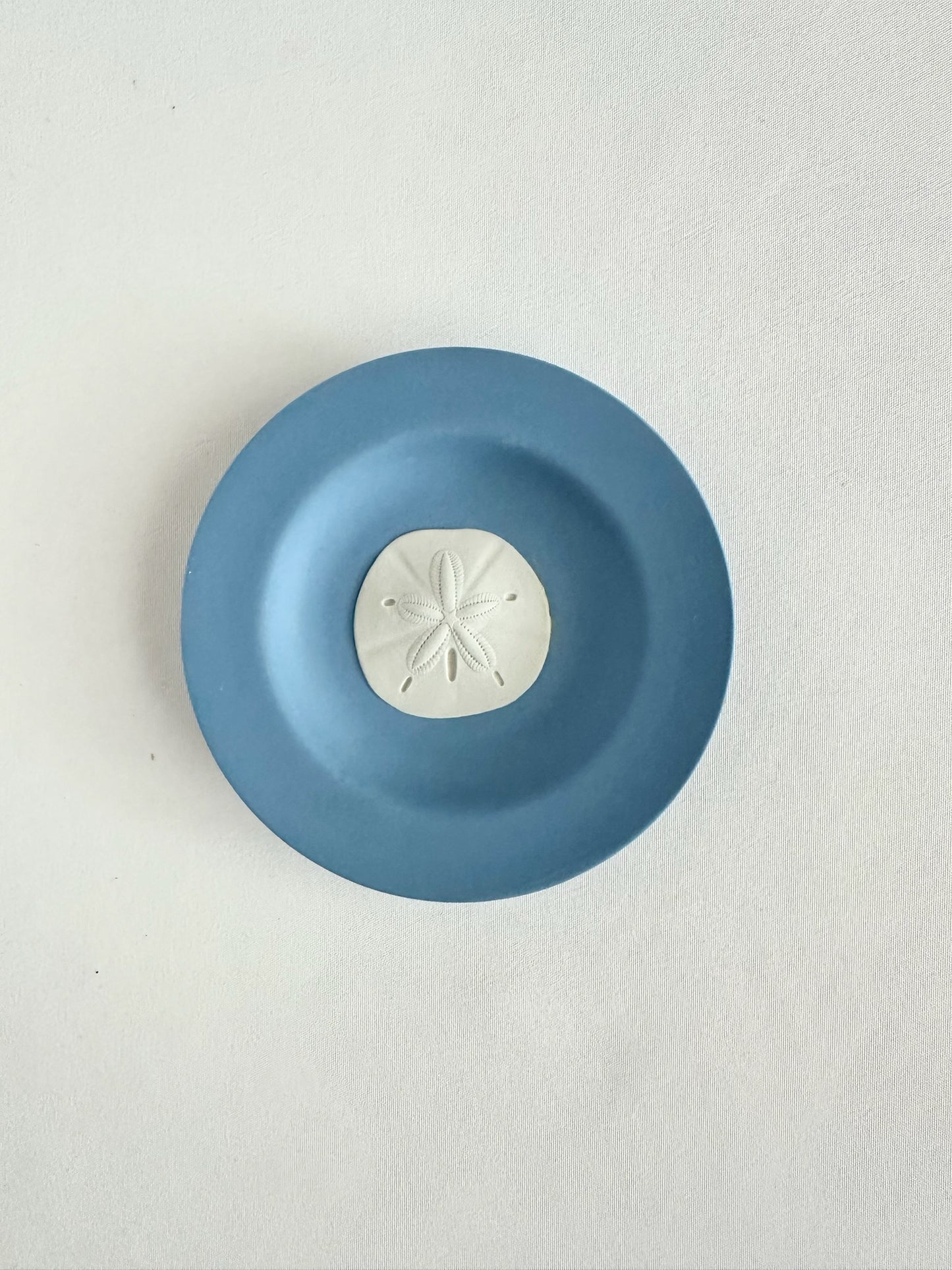 Vintage blue Wedgwood sand dollar trinket dish
