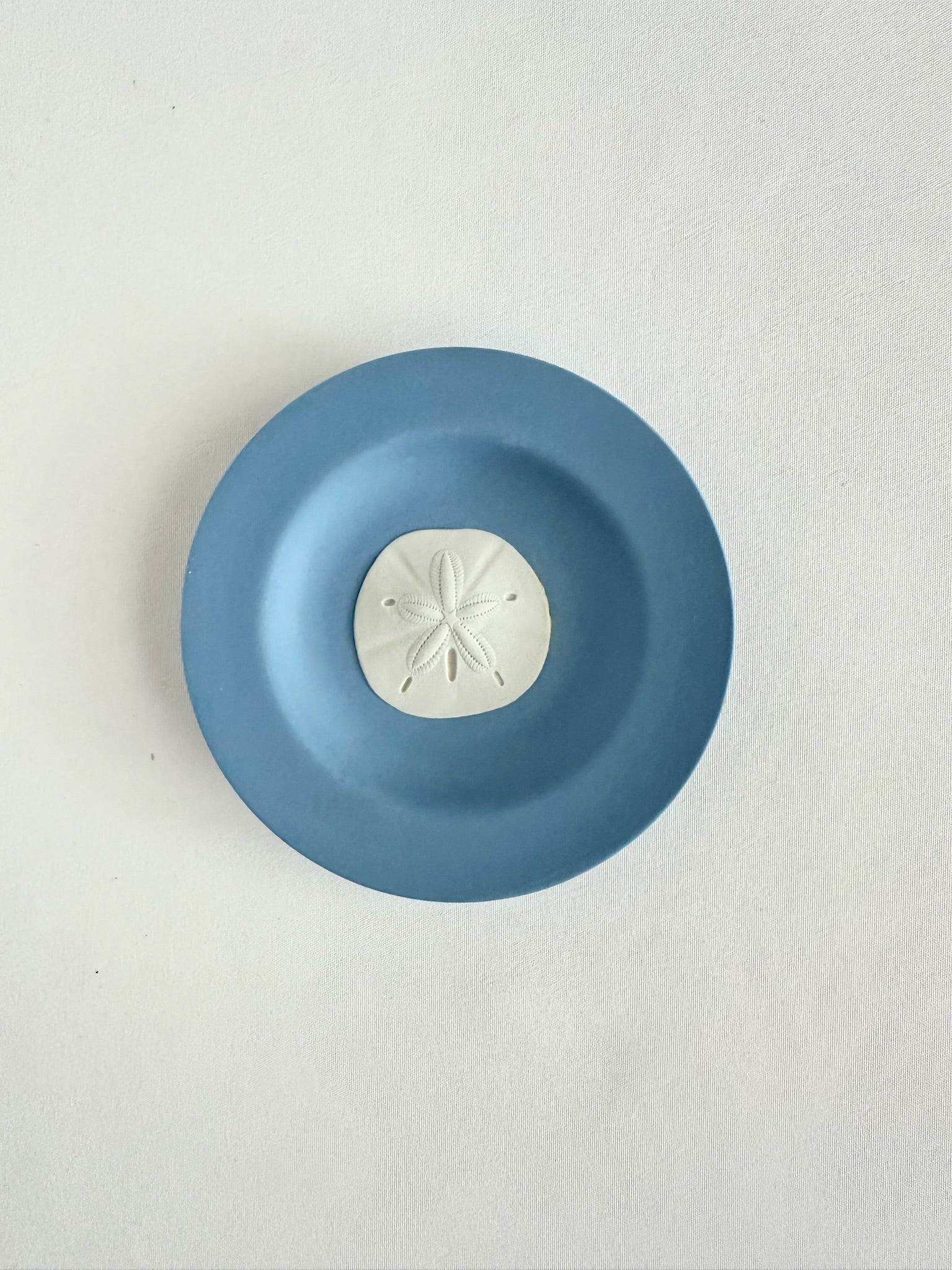 Vintage blue Wedgwood sand dollar trinket dish