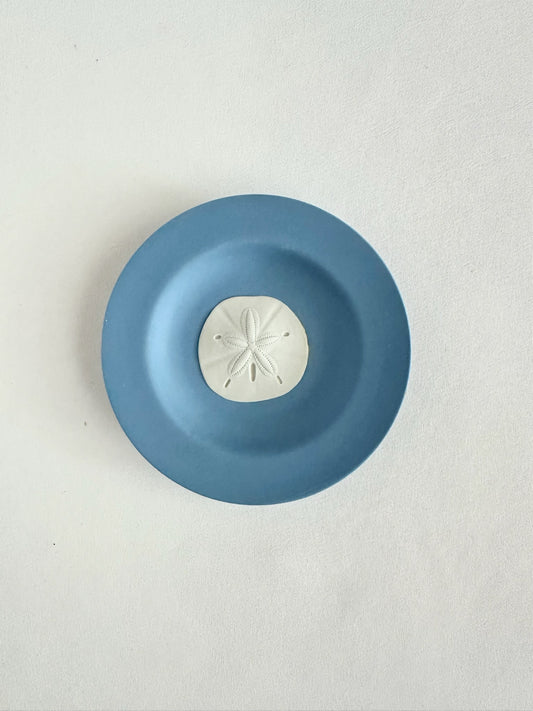 Vintage blue Wedgwood sand dollar trinket dish