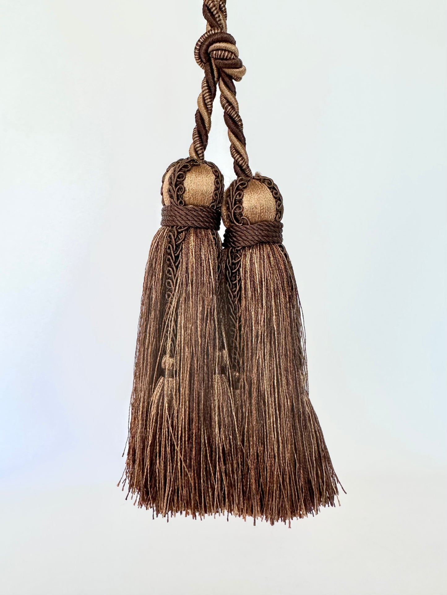 Isidoré Double Tassel