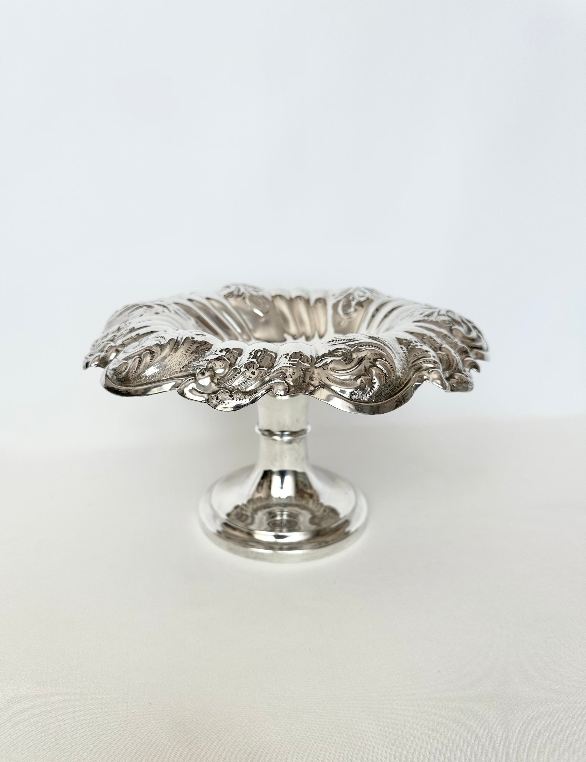 vintage ornate embossed and etched scalloped large silverplate pedestal bowl