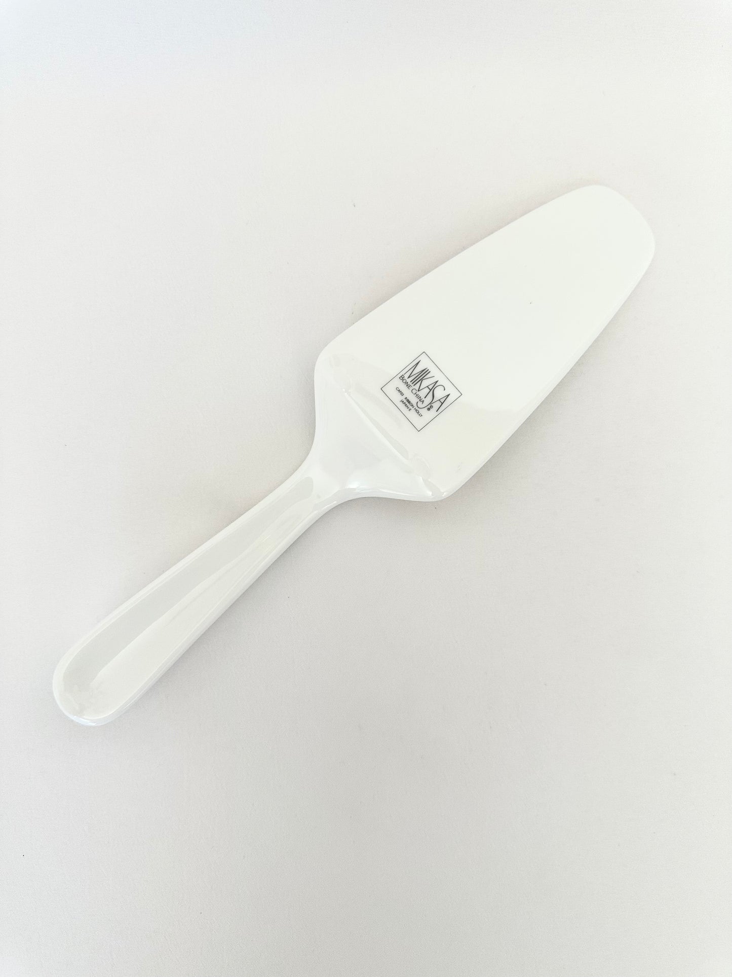 Holly Cake Serving Set