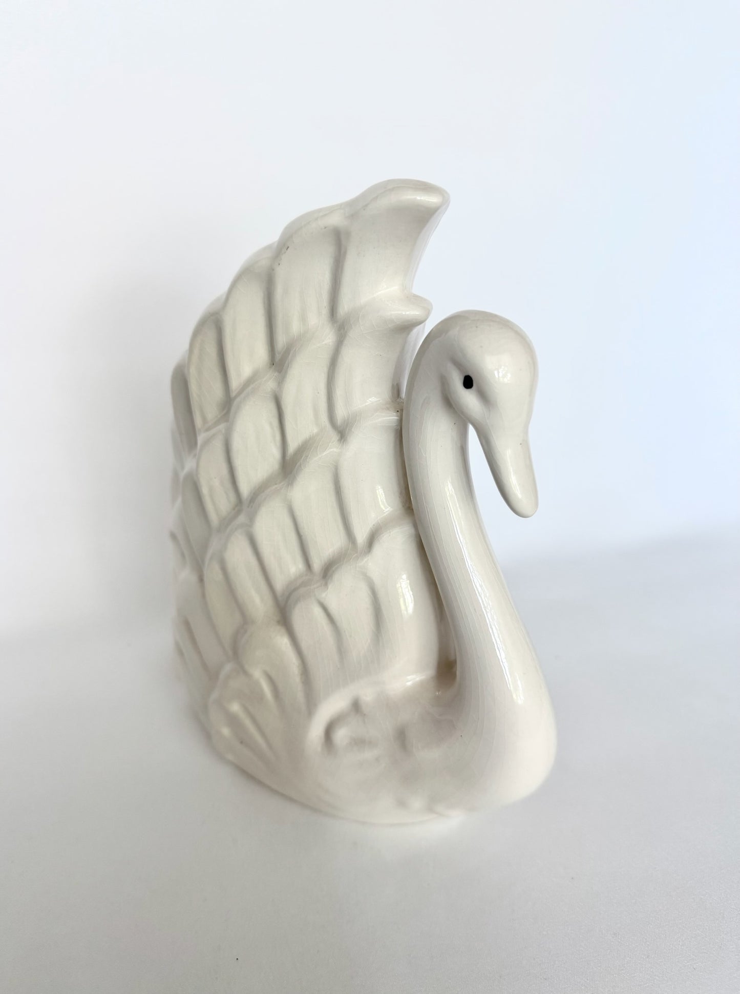 Jules Swan Vase