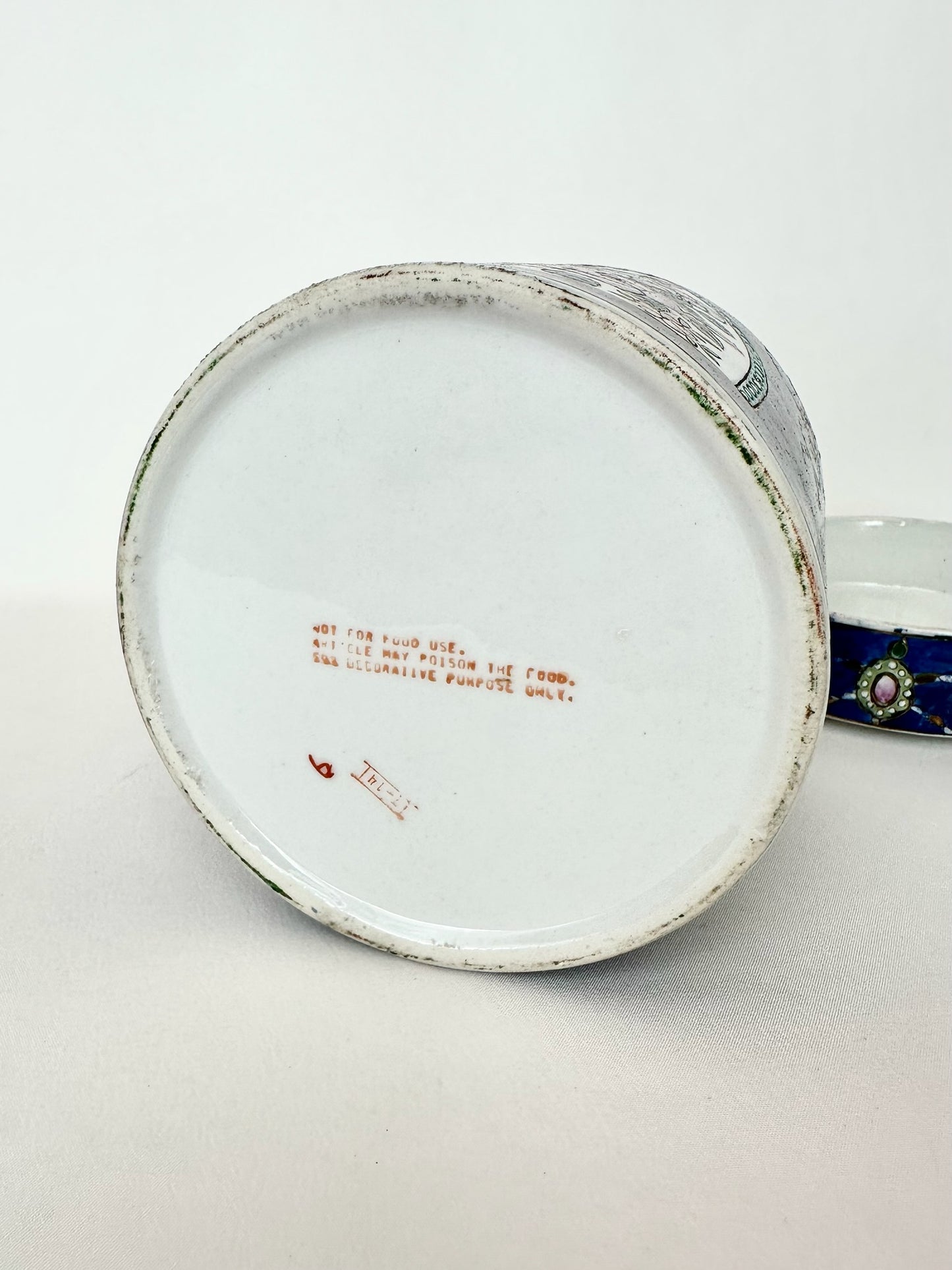 Lotus Chinoiserie Canister