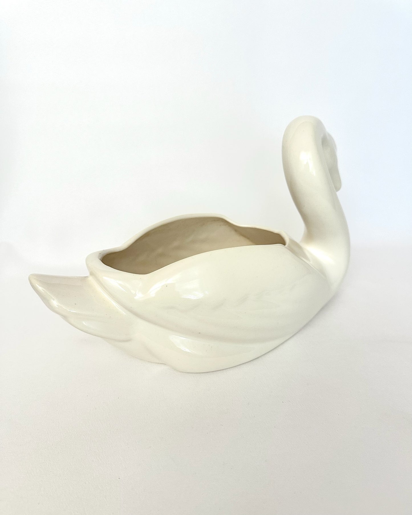 Lyric Ceramic Swan Planter