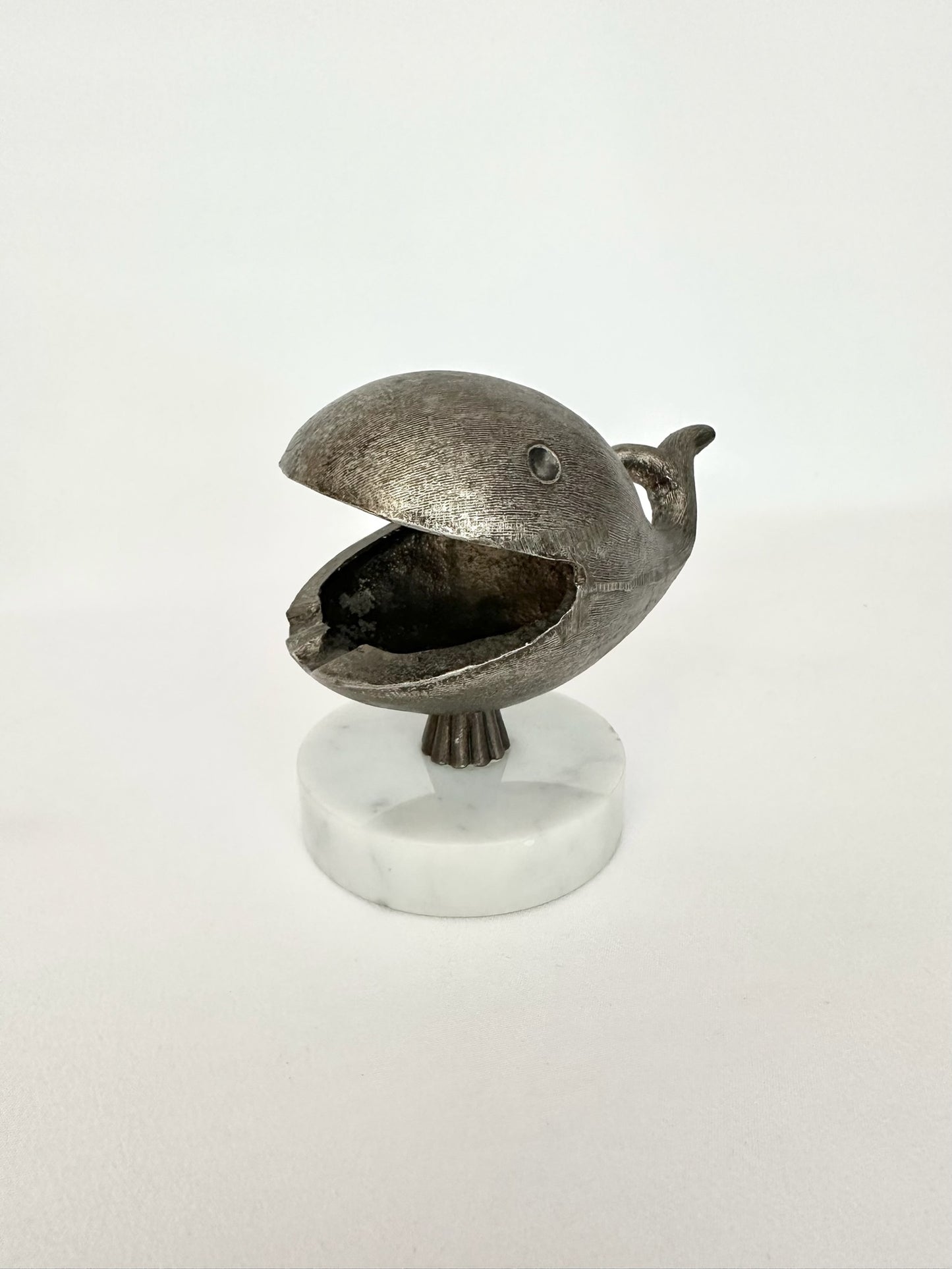 Huxley Whale Ashtray