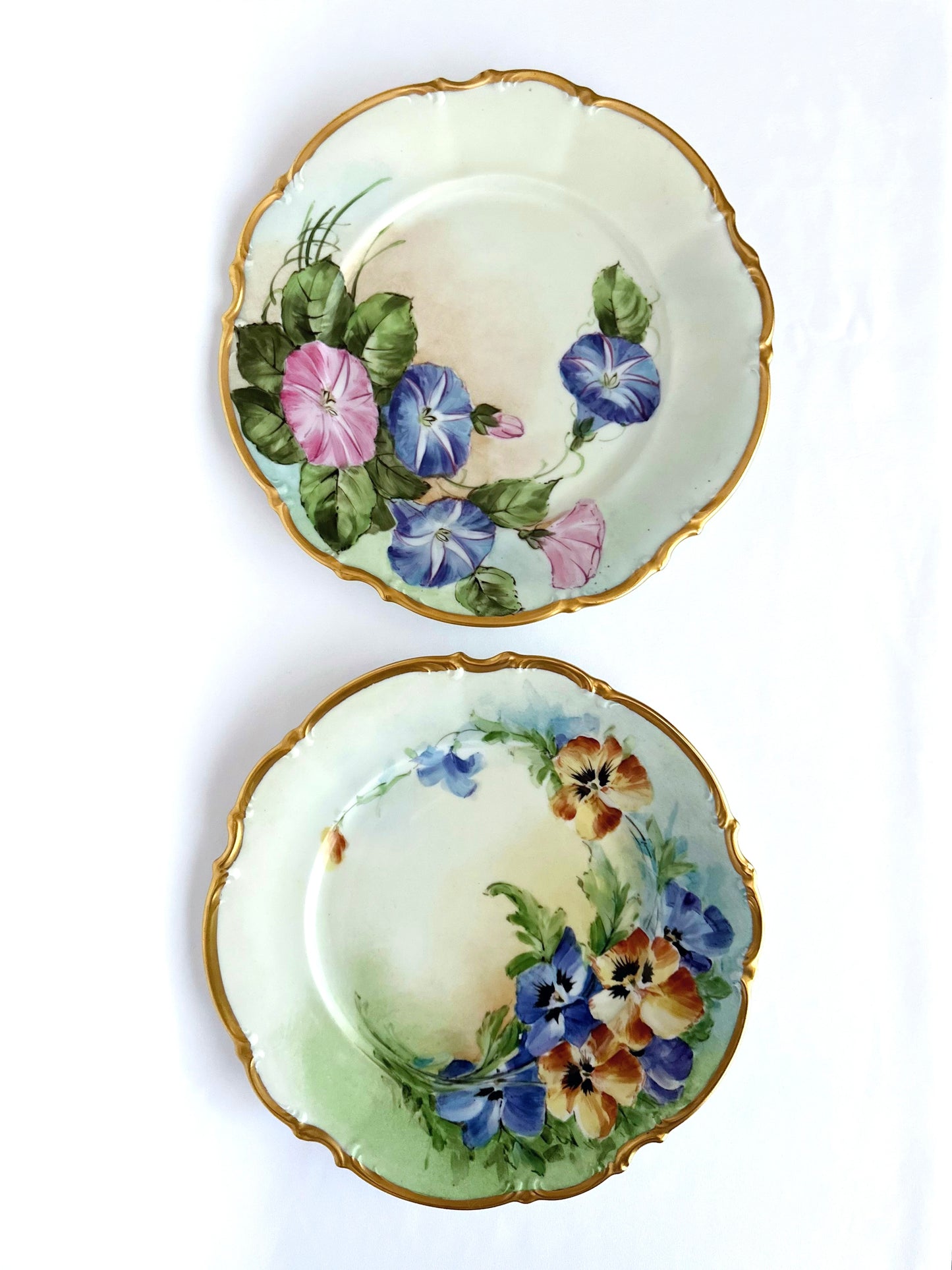 Pansy Cabinet Plate