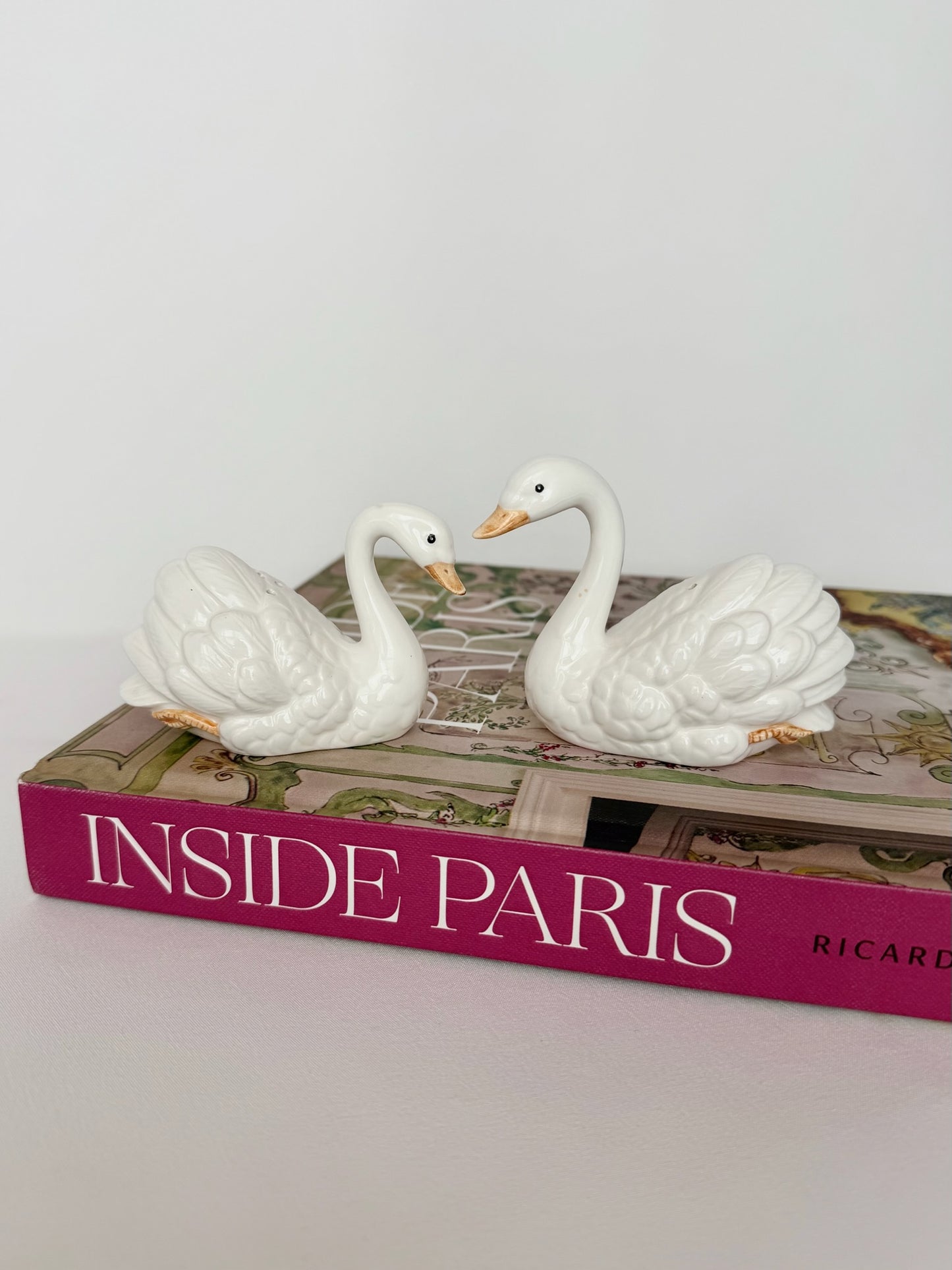 Fauna Swan Salt & Peppers