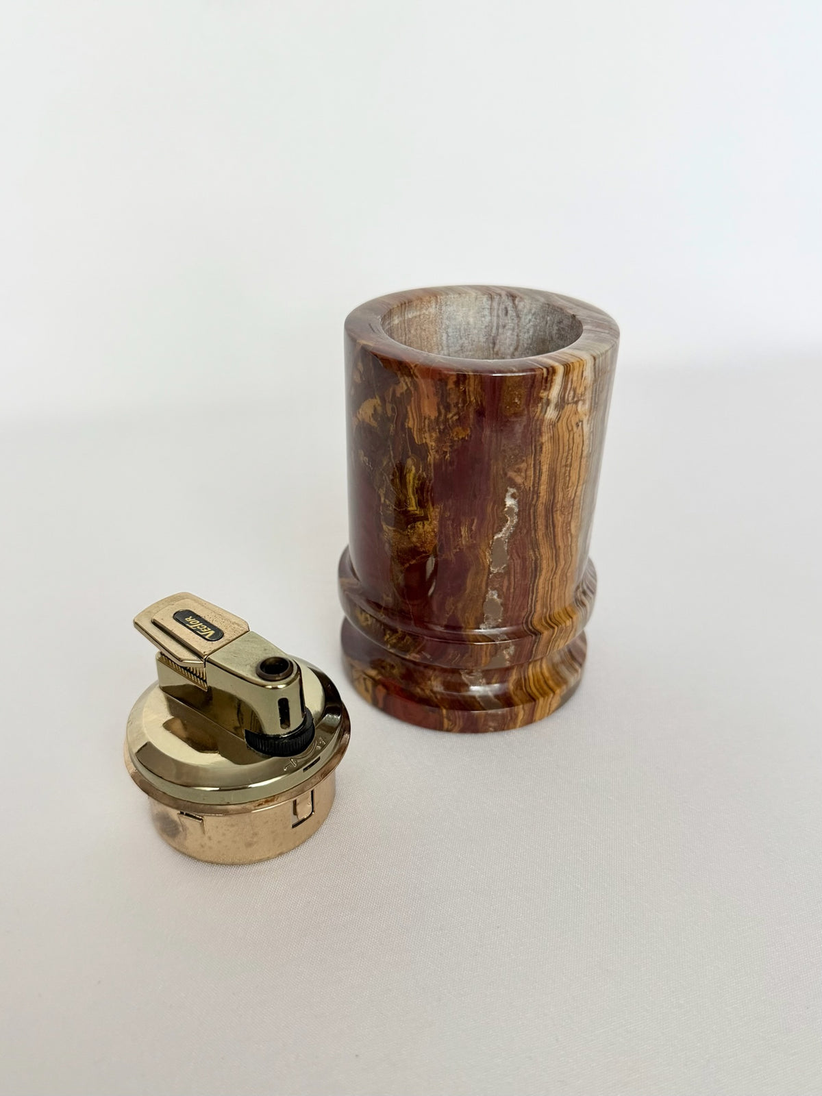 Thora Onyx Table Lighter