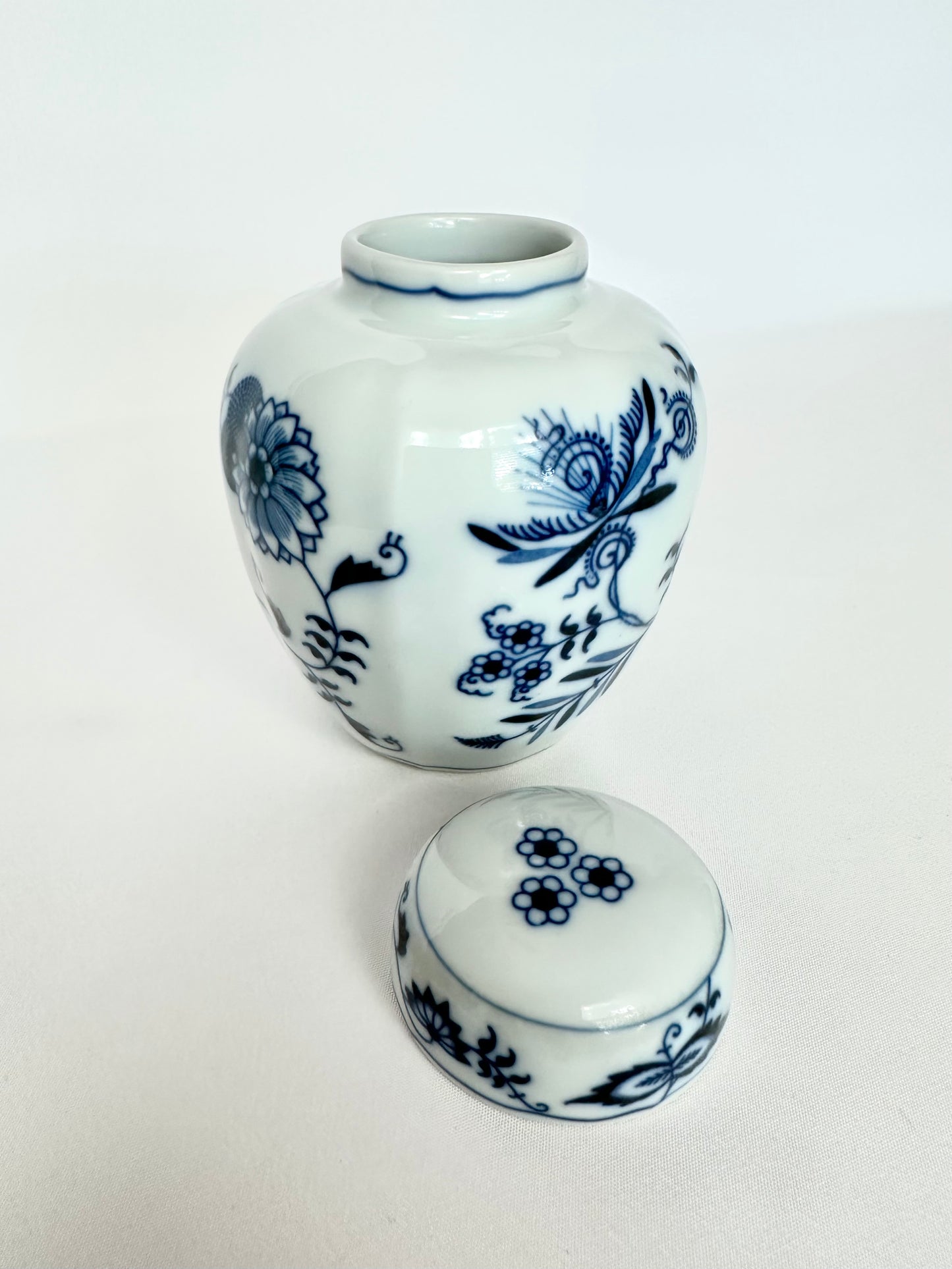 Piper Porcelain Ginger Jar