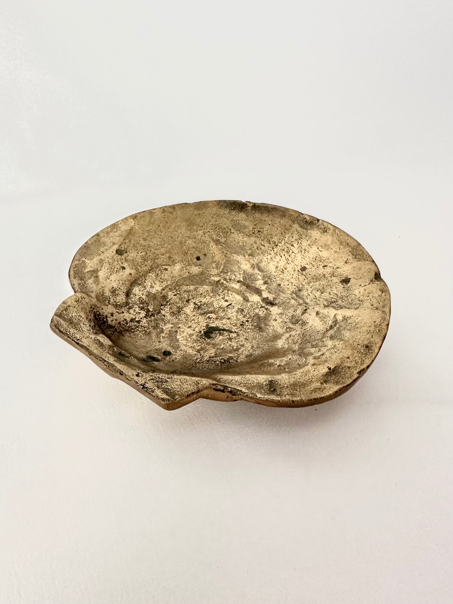 Soline Brass Shell Dish