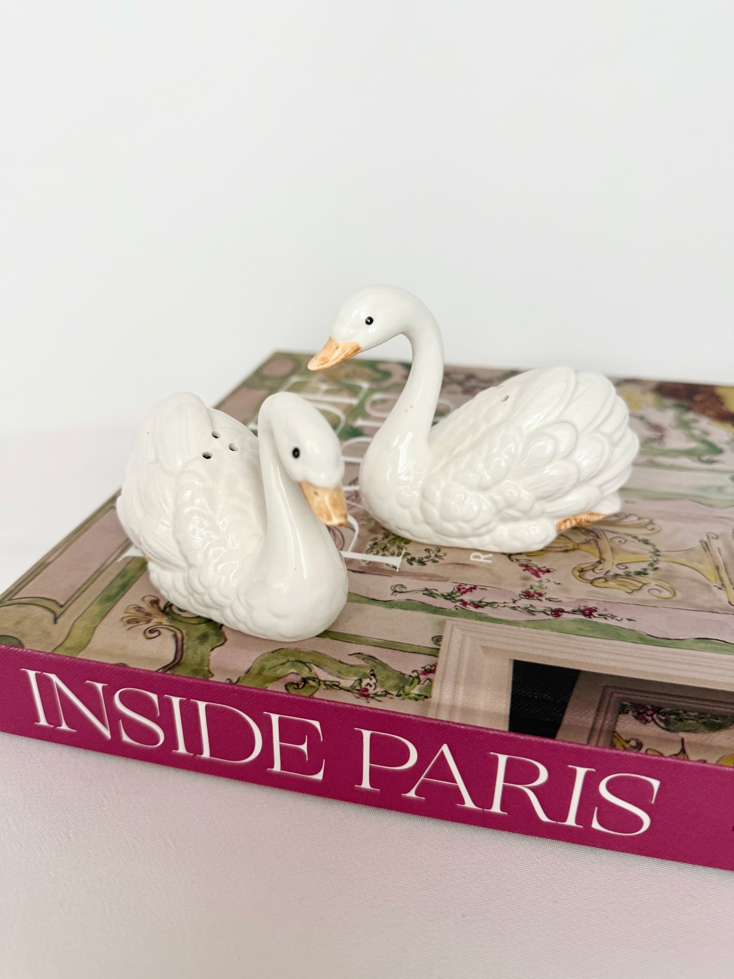 Fauna Swan Salt & Peppers