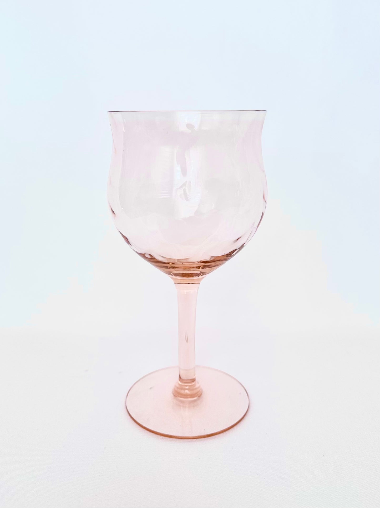 Amora Optic Wine Glasses