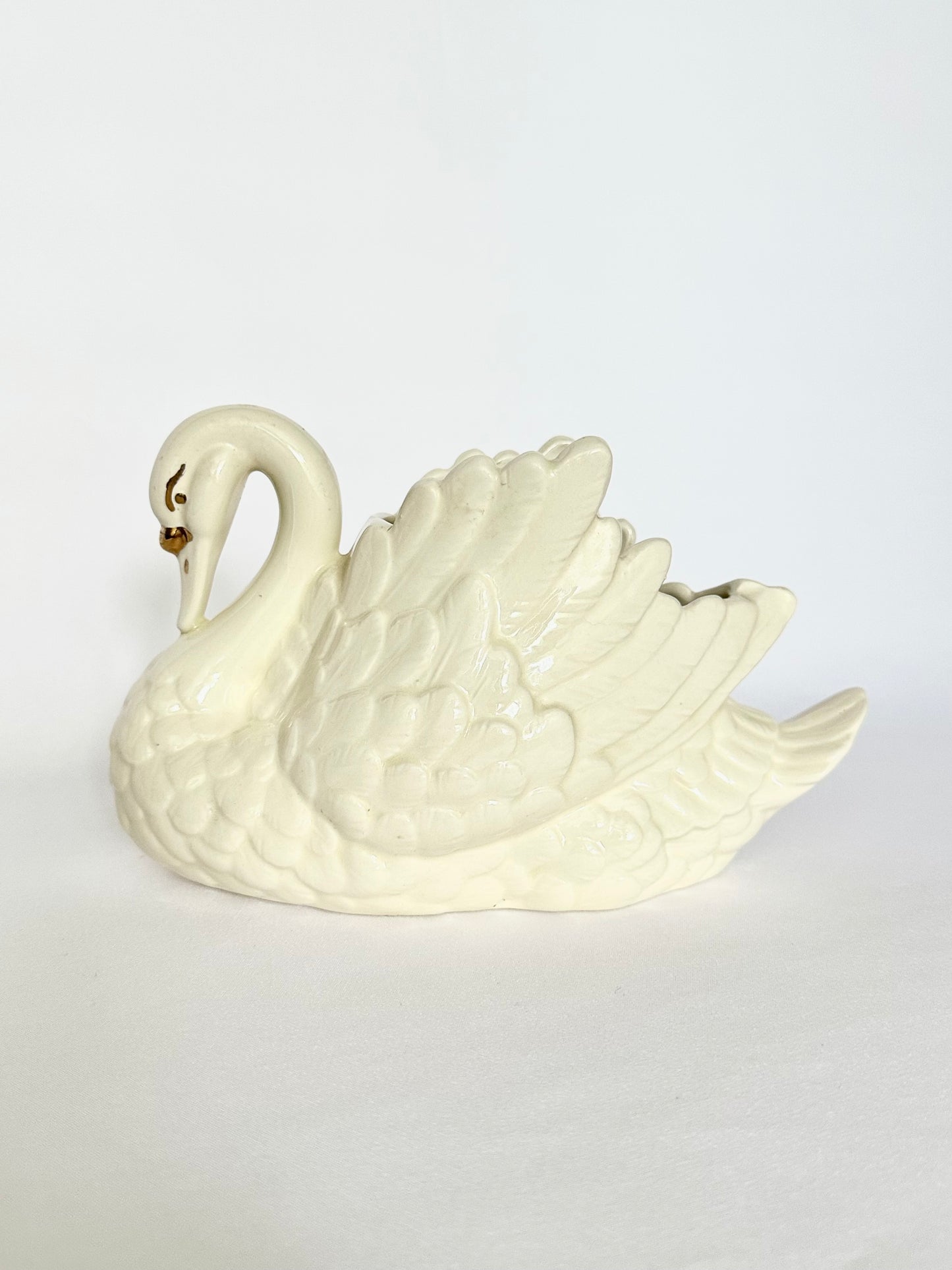 Philomena Swan Planter