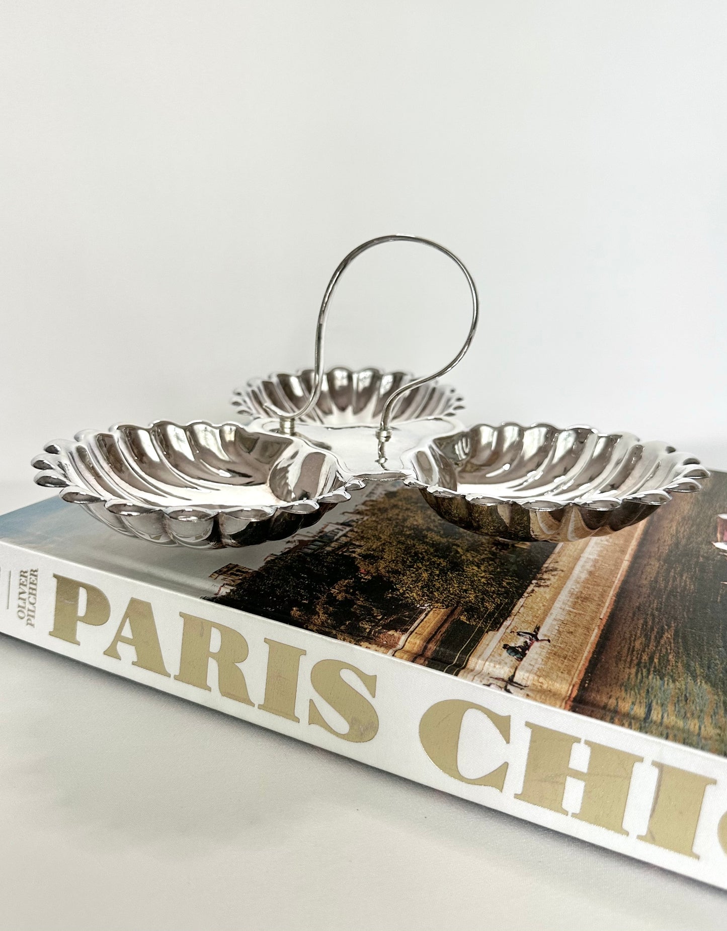 Isadora Silverplate Shell Server