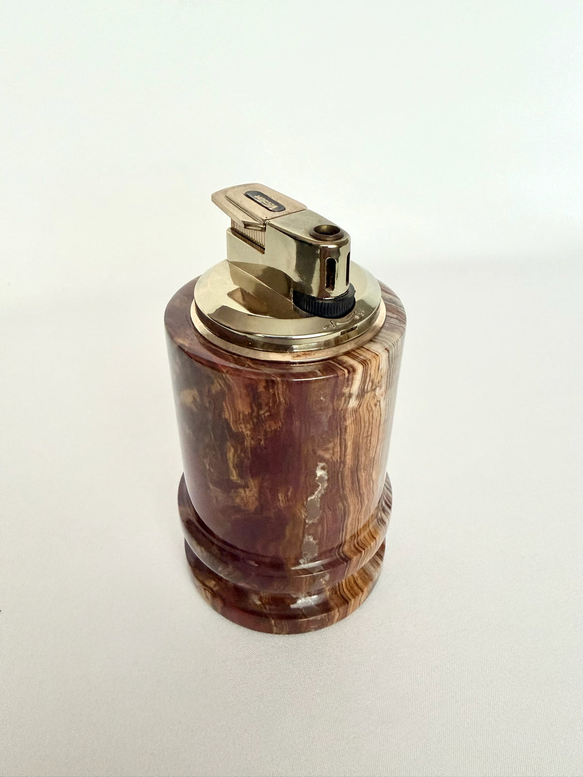 Thora Onyx Table Lighter