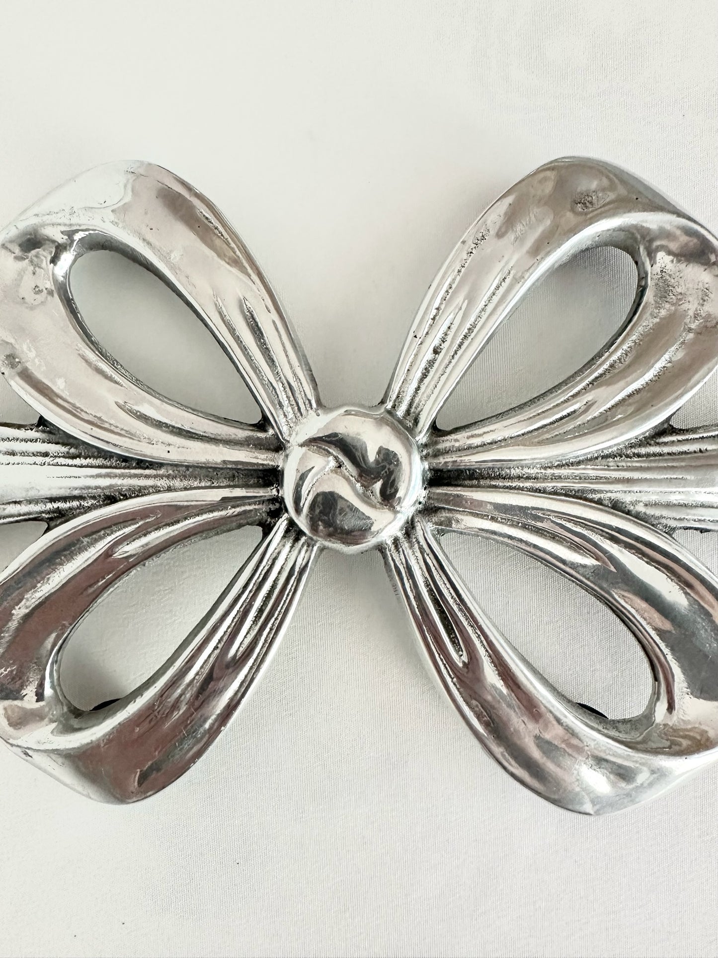 Flossie Bow Trivet