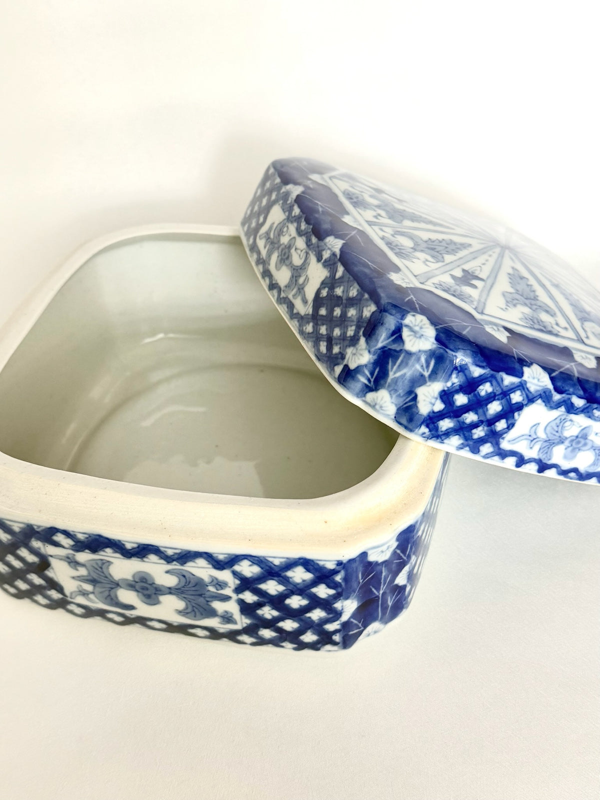 Philene Chinoiserie Lidded Box