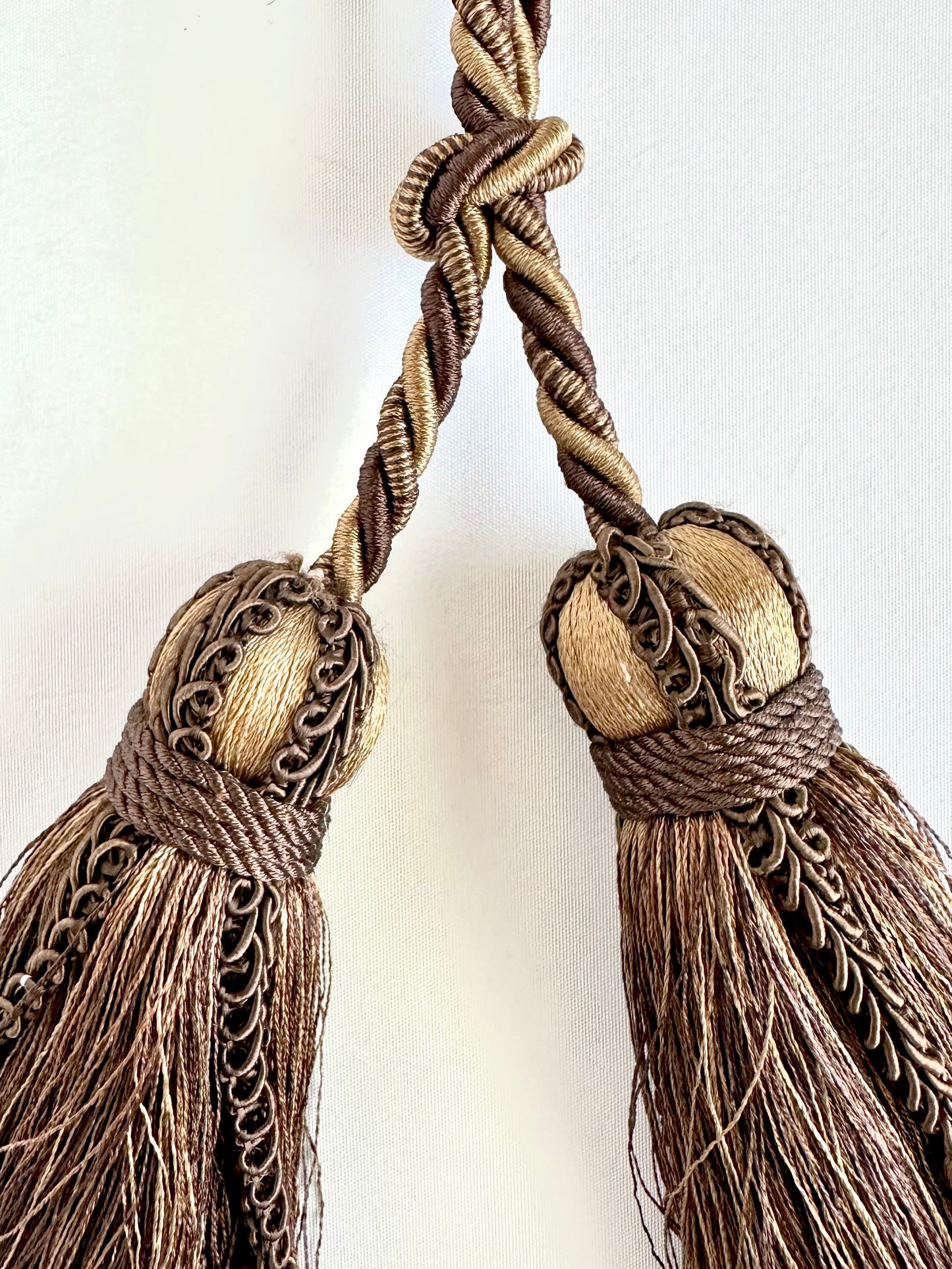 Isidoré Double Tassel