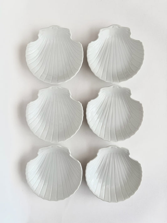 white ceramic clamshell shaped small snack or condiment dishes set of six