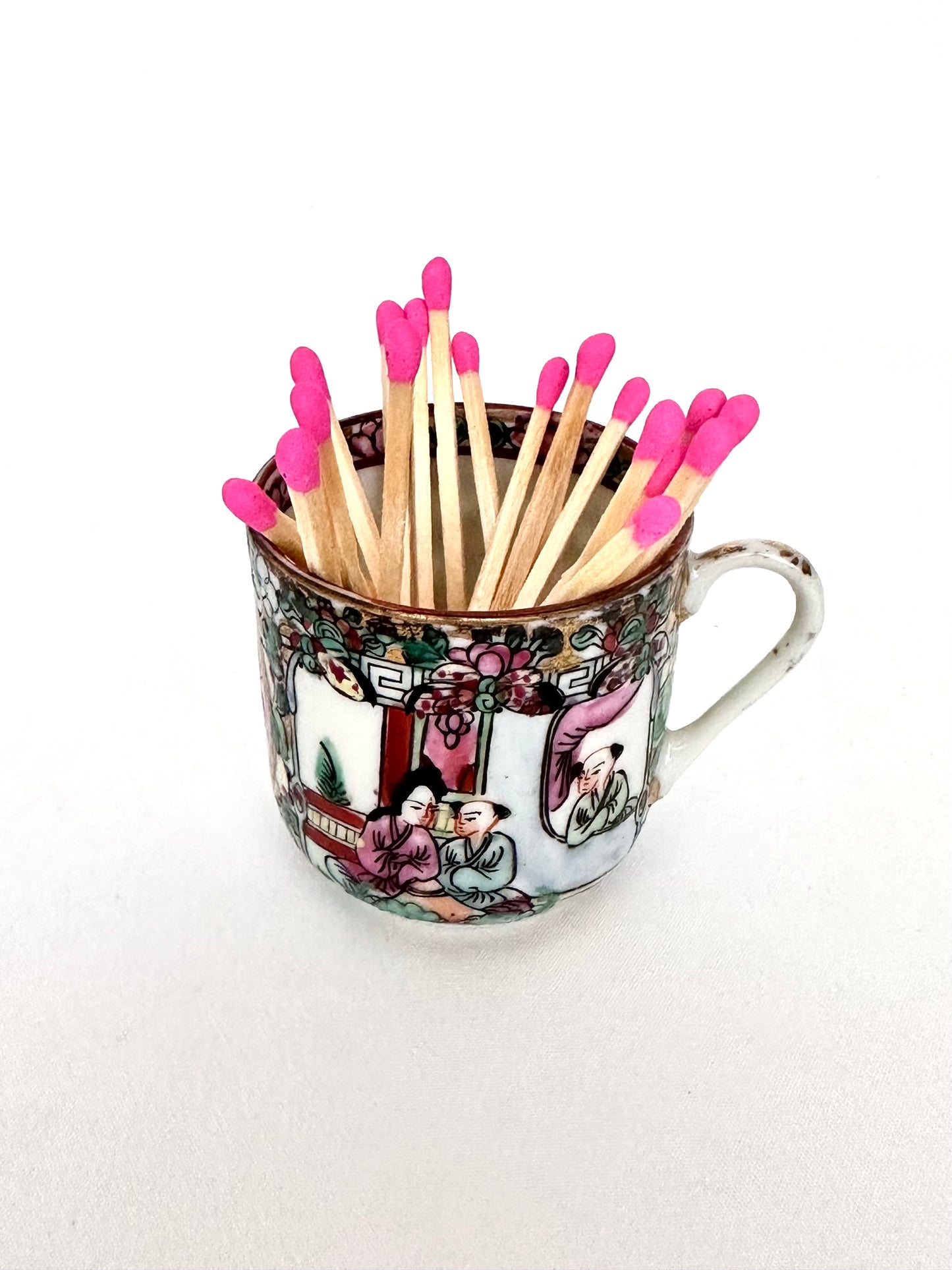 Mai Famille Rose Matchstick Vessel