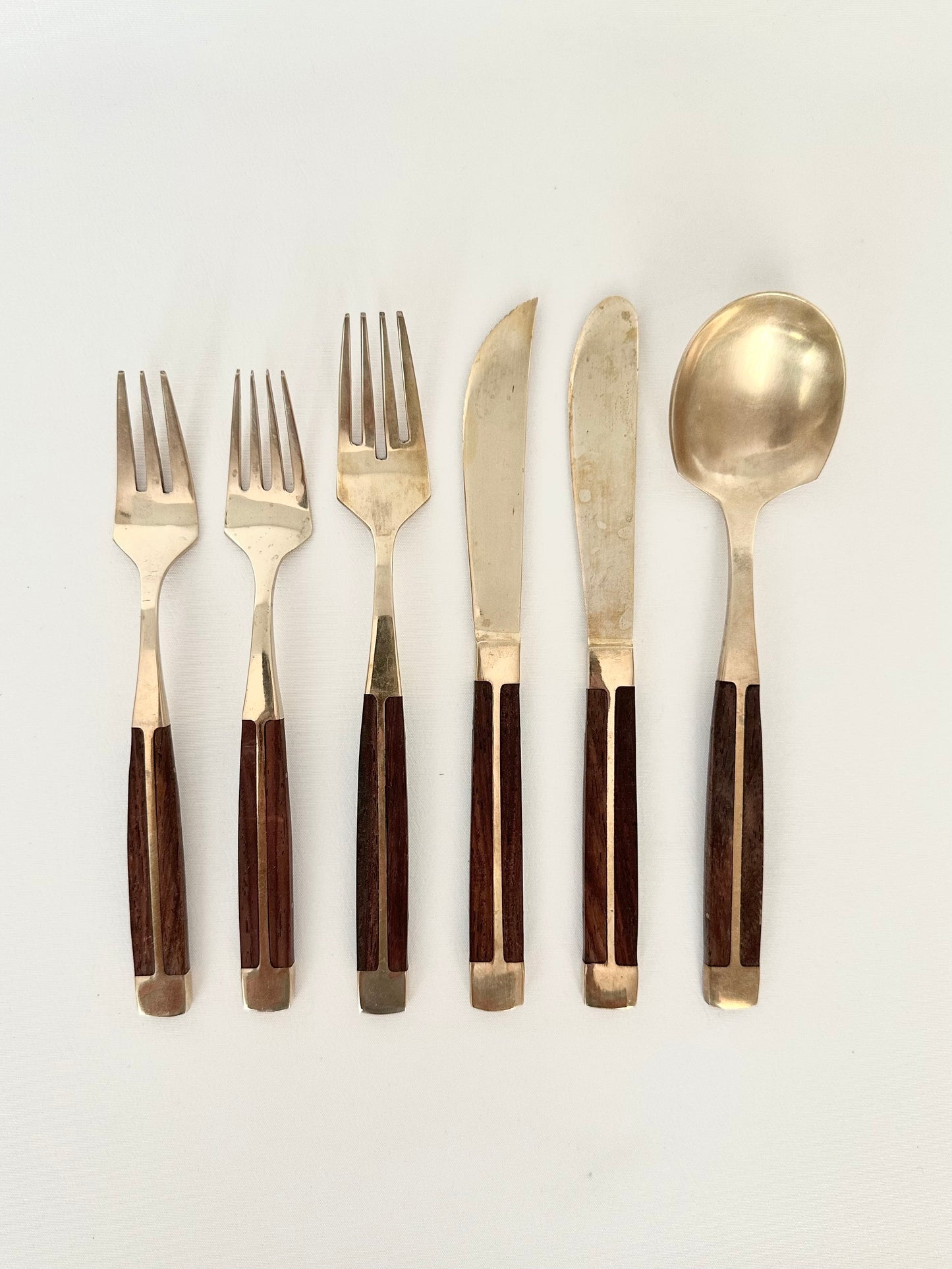 Yasmin Place Setting