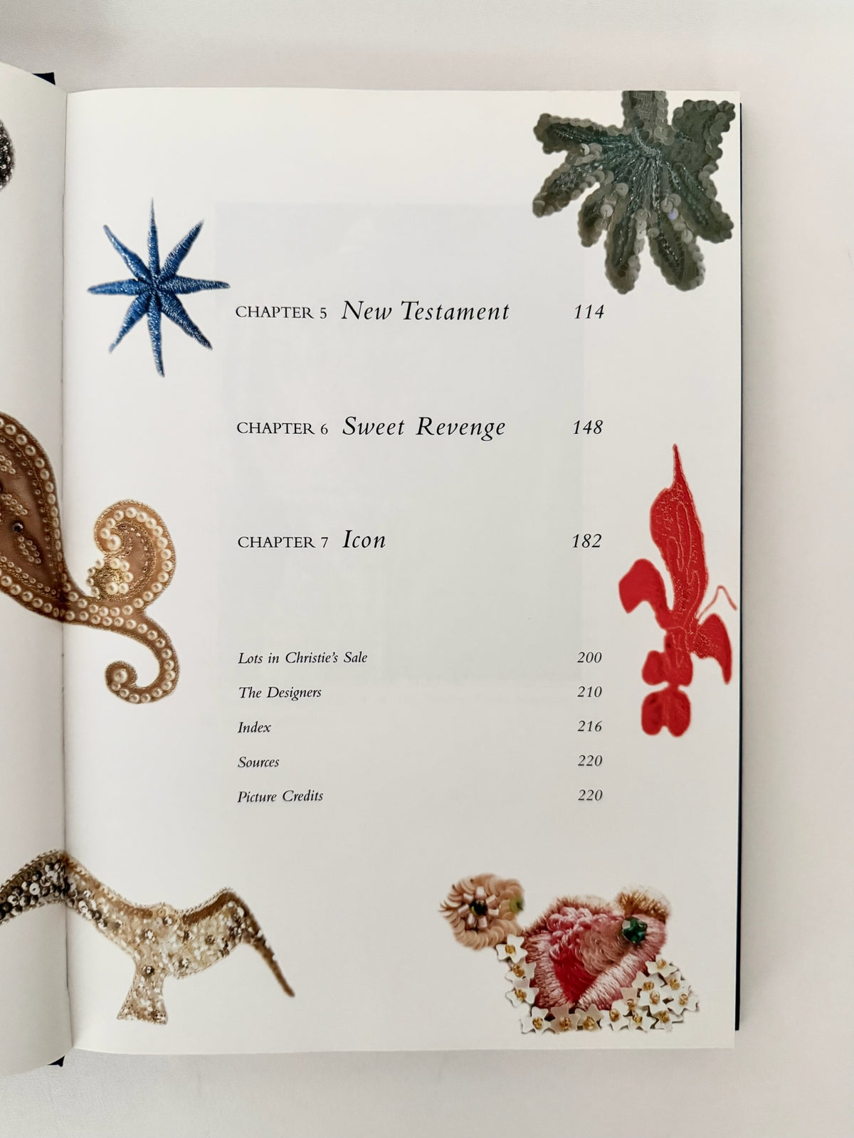 Diana: Her Life in Fashion Book