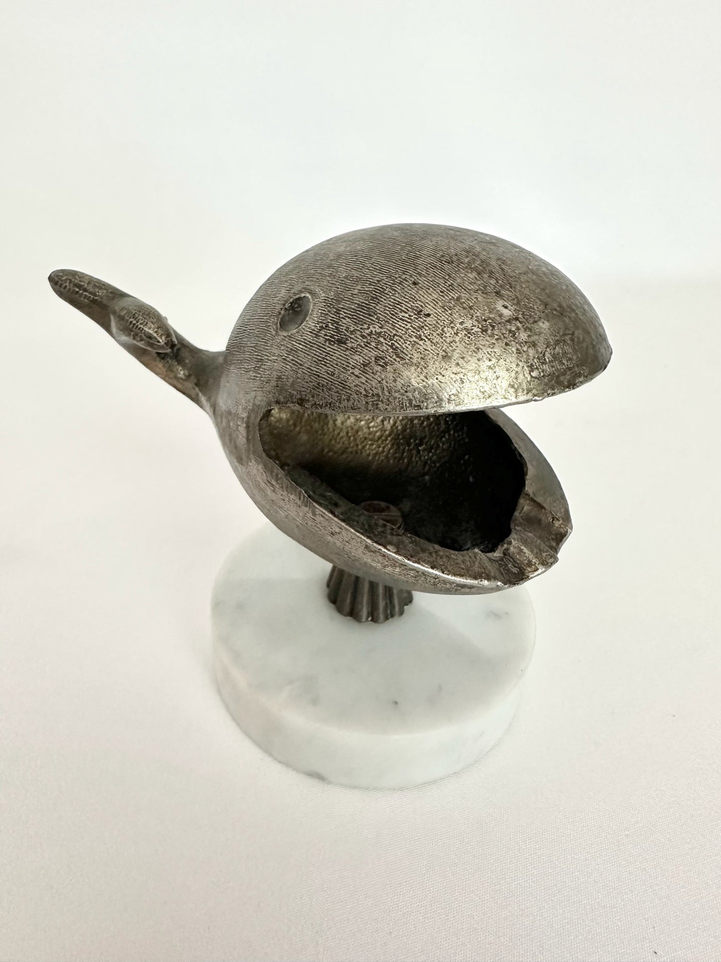 Huxley Whale Ashtray