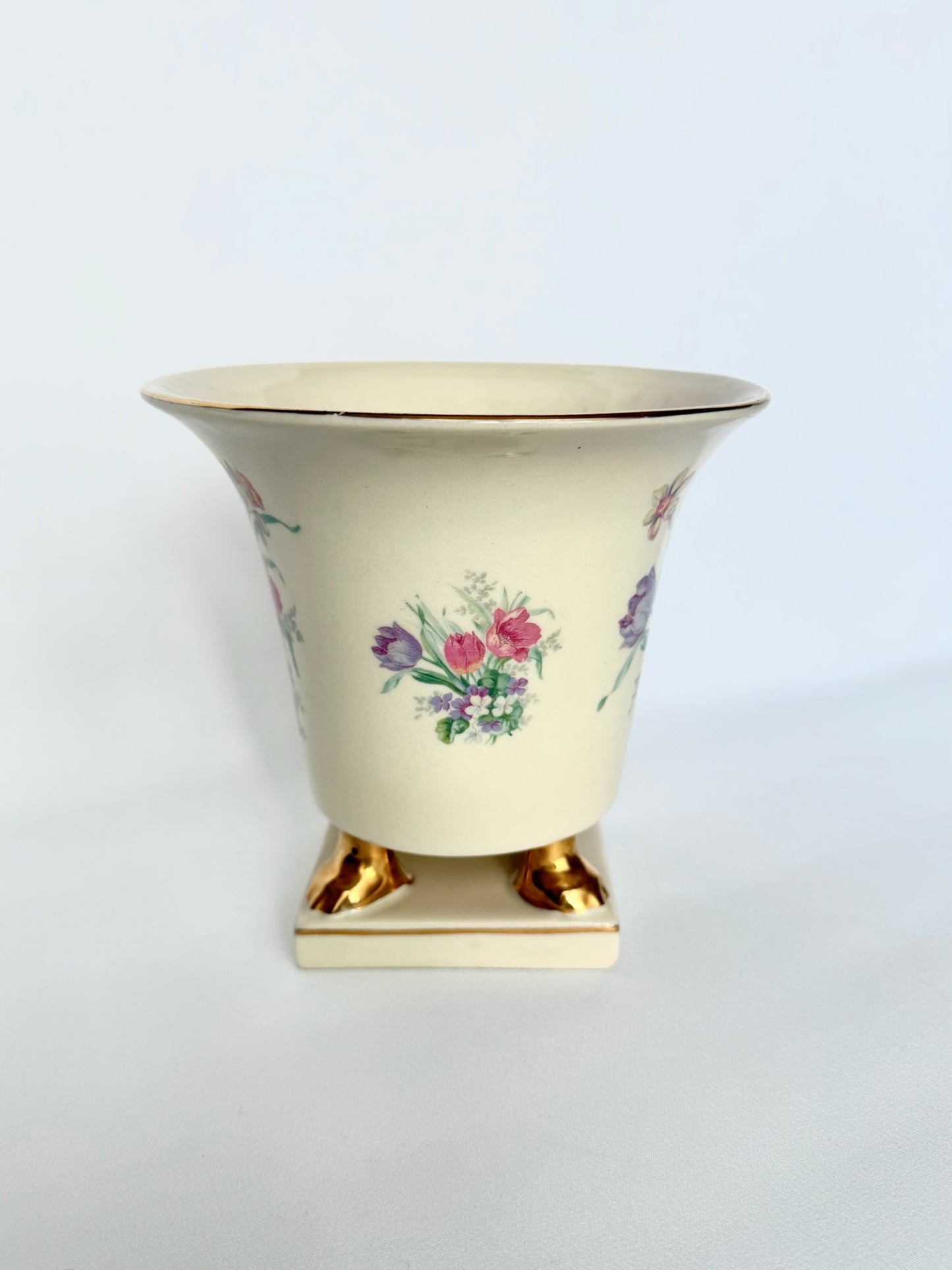 Laleh Cache Pot
