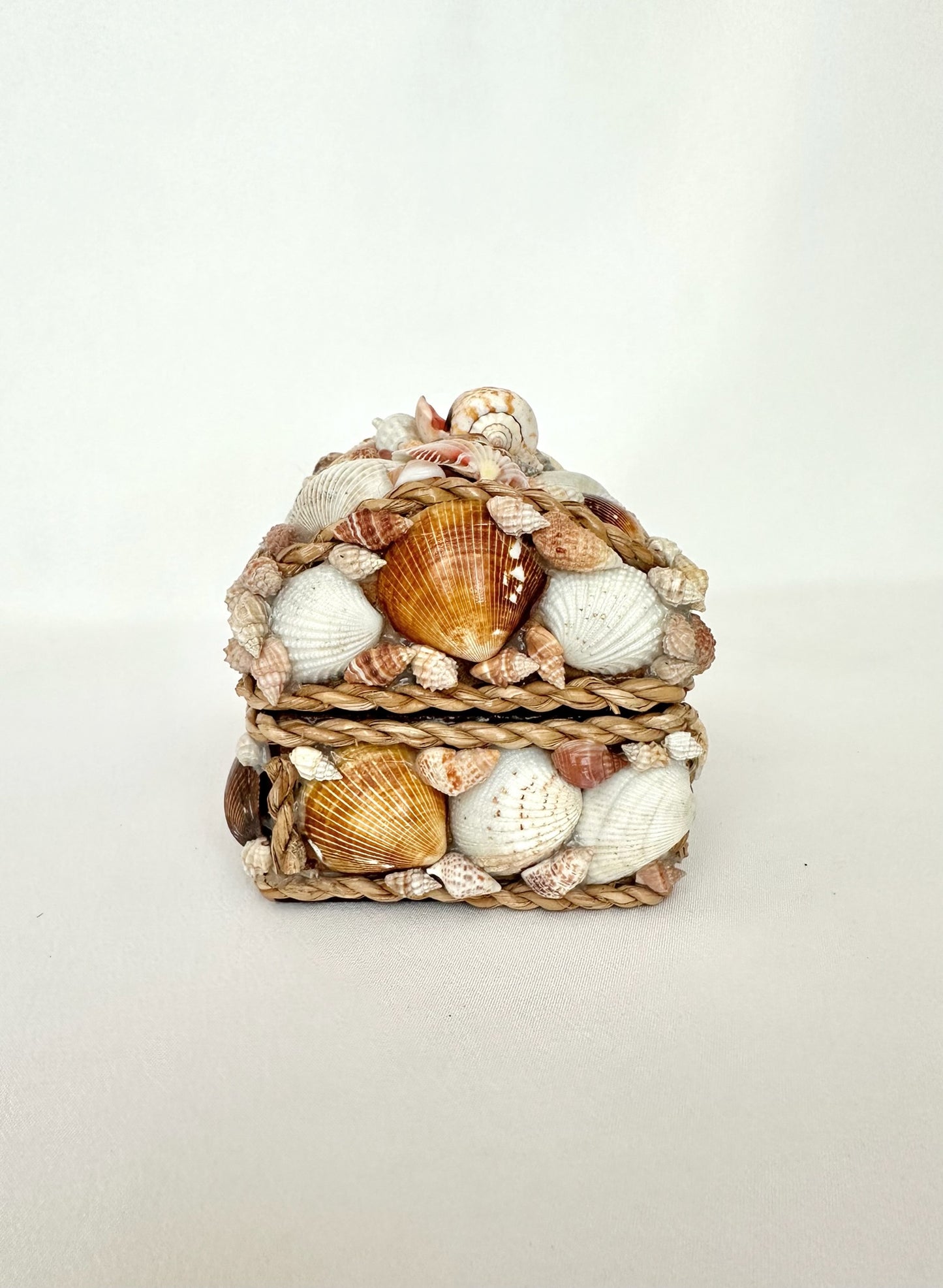 Amberly Shell Box