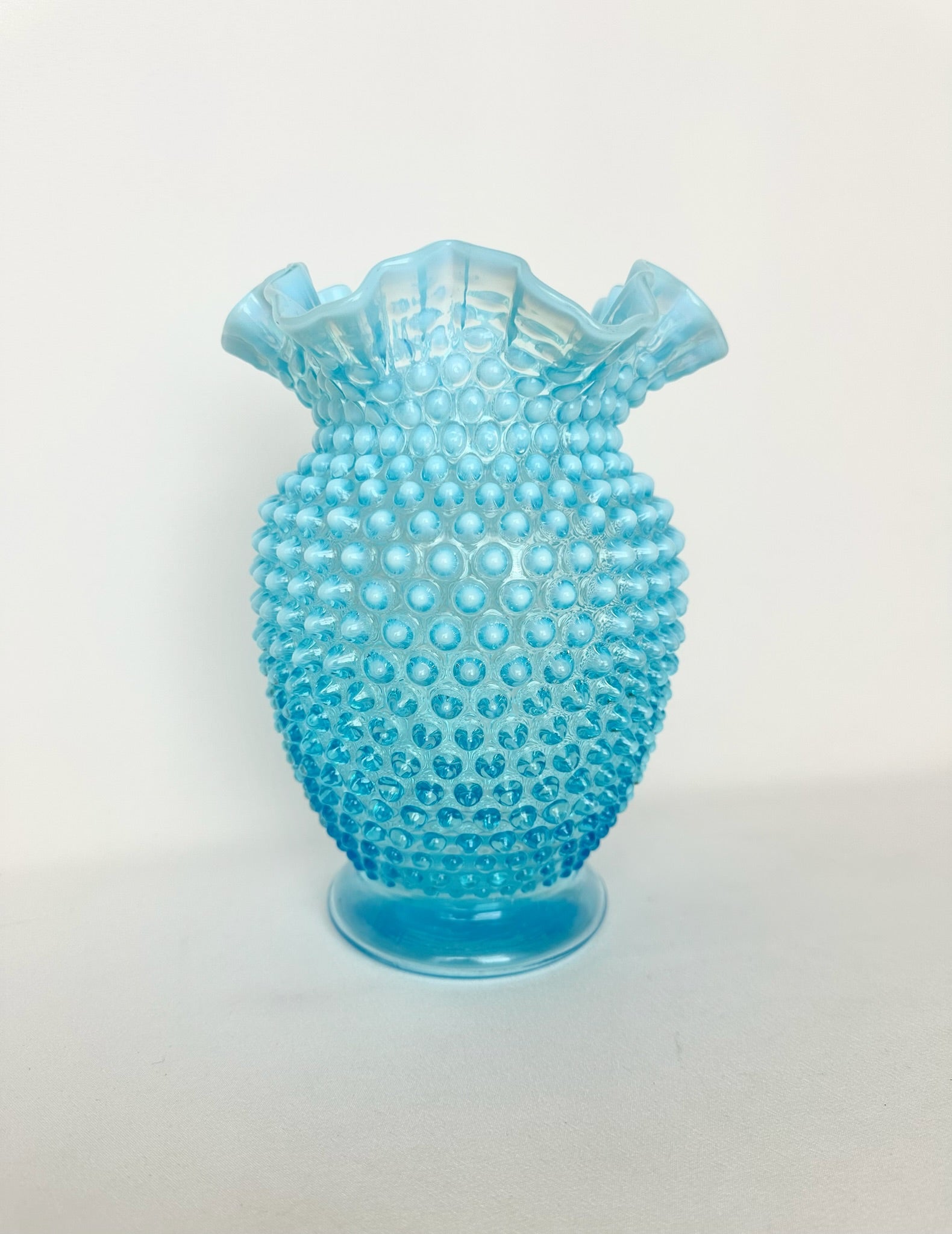 vintage turquoise opalescent hobnail ruffle rim vase by Fenton