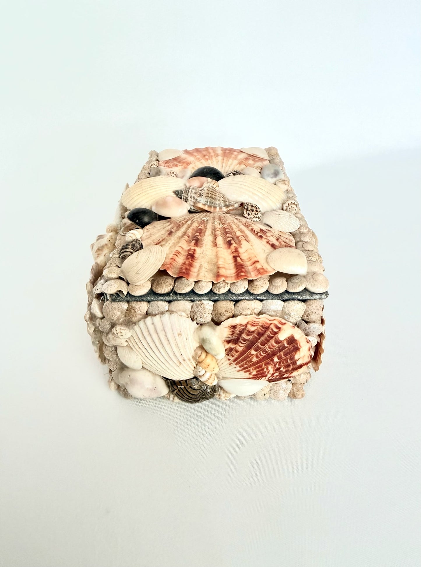 Atticus Shell Box