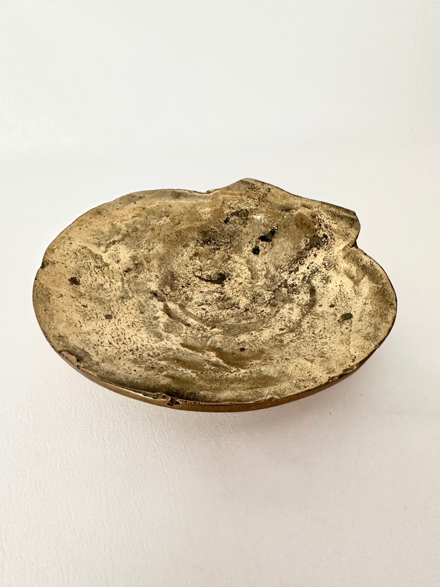 Soline Brass Shell Dish