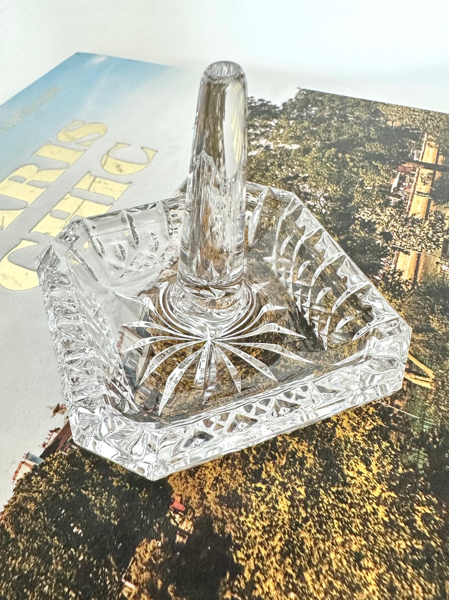 Amara Cut Crystal Ring Dish