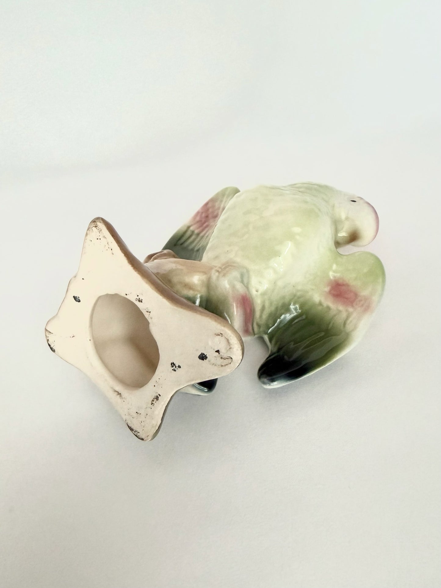 Ozuru Cockatoo Figurine