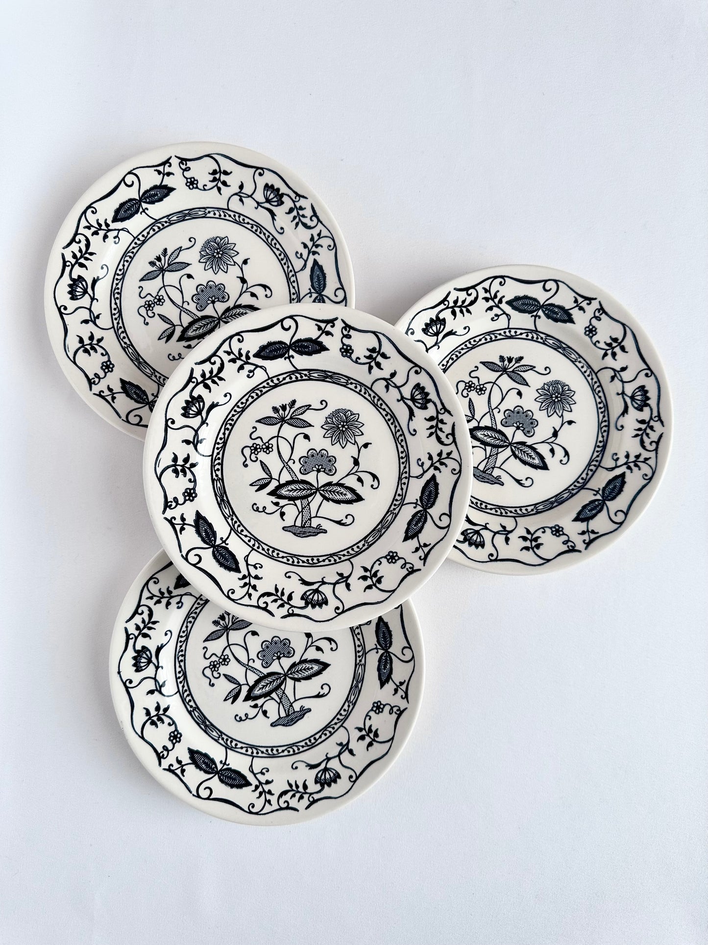 Harlin Chinoiserie Snack Plates