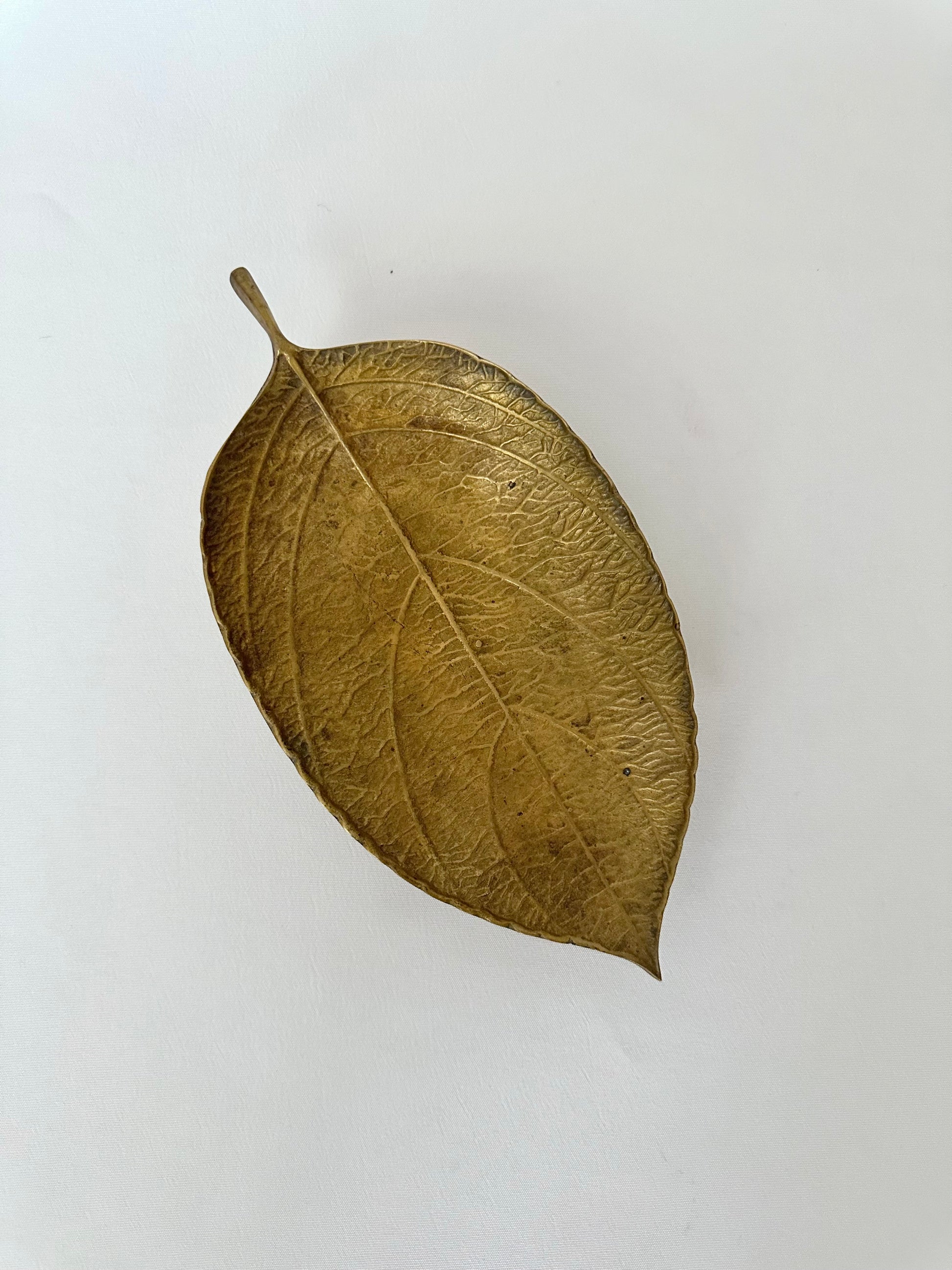 Vintage brass veined leaf trinket dish.