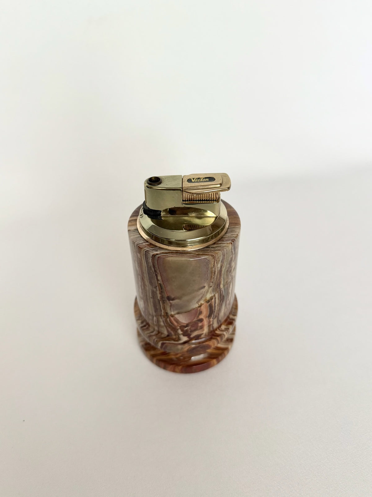 Thora Onyx Table Lighter