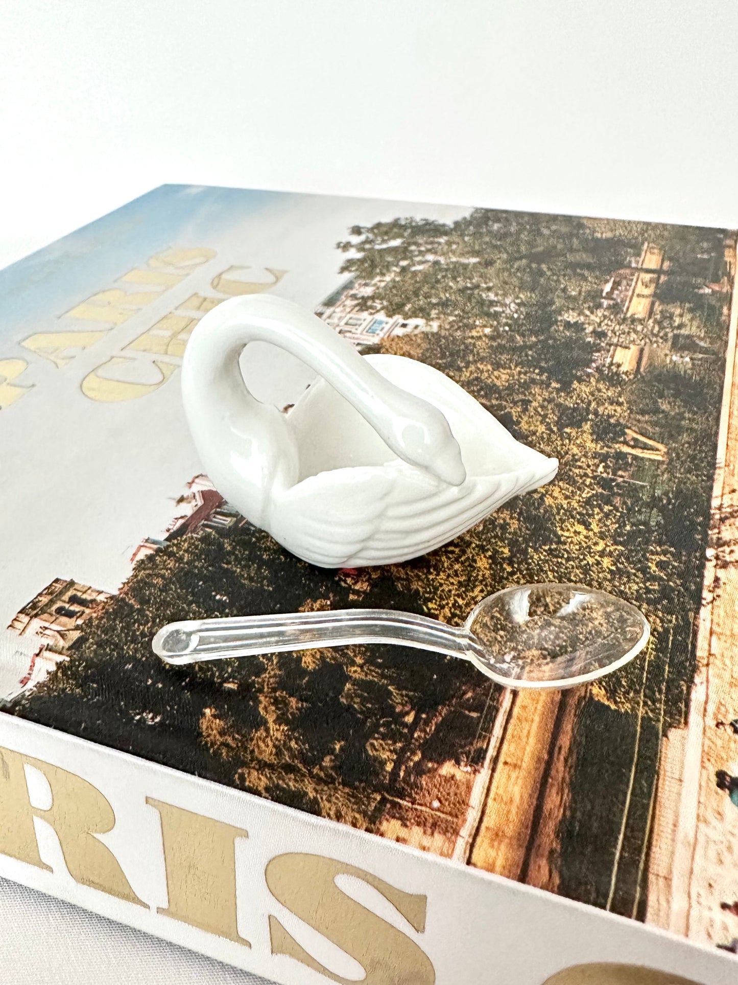 Lilou Porcelain Salt Cellars