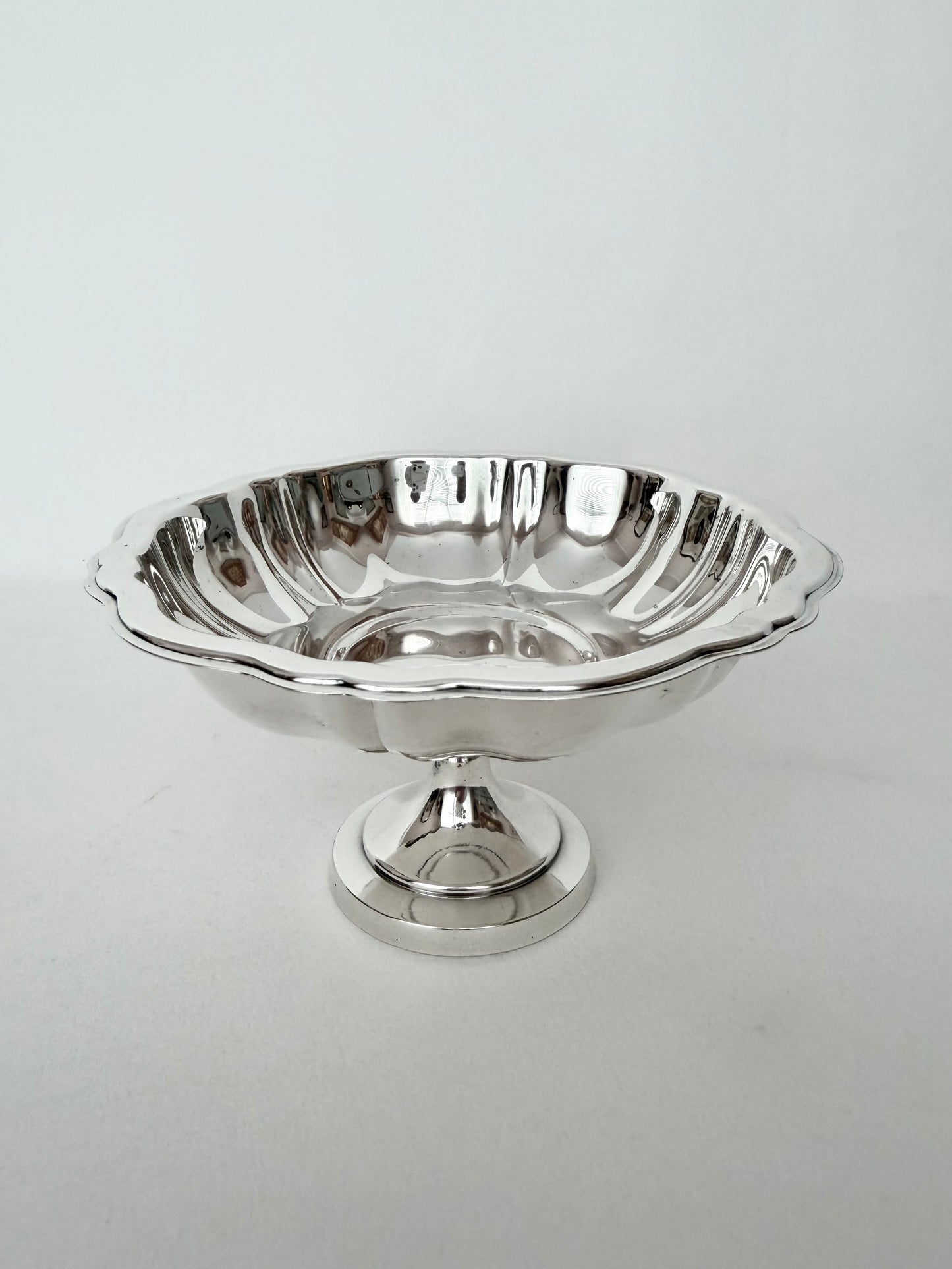 Liadan Pedestal Dish